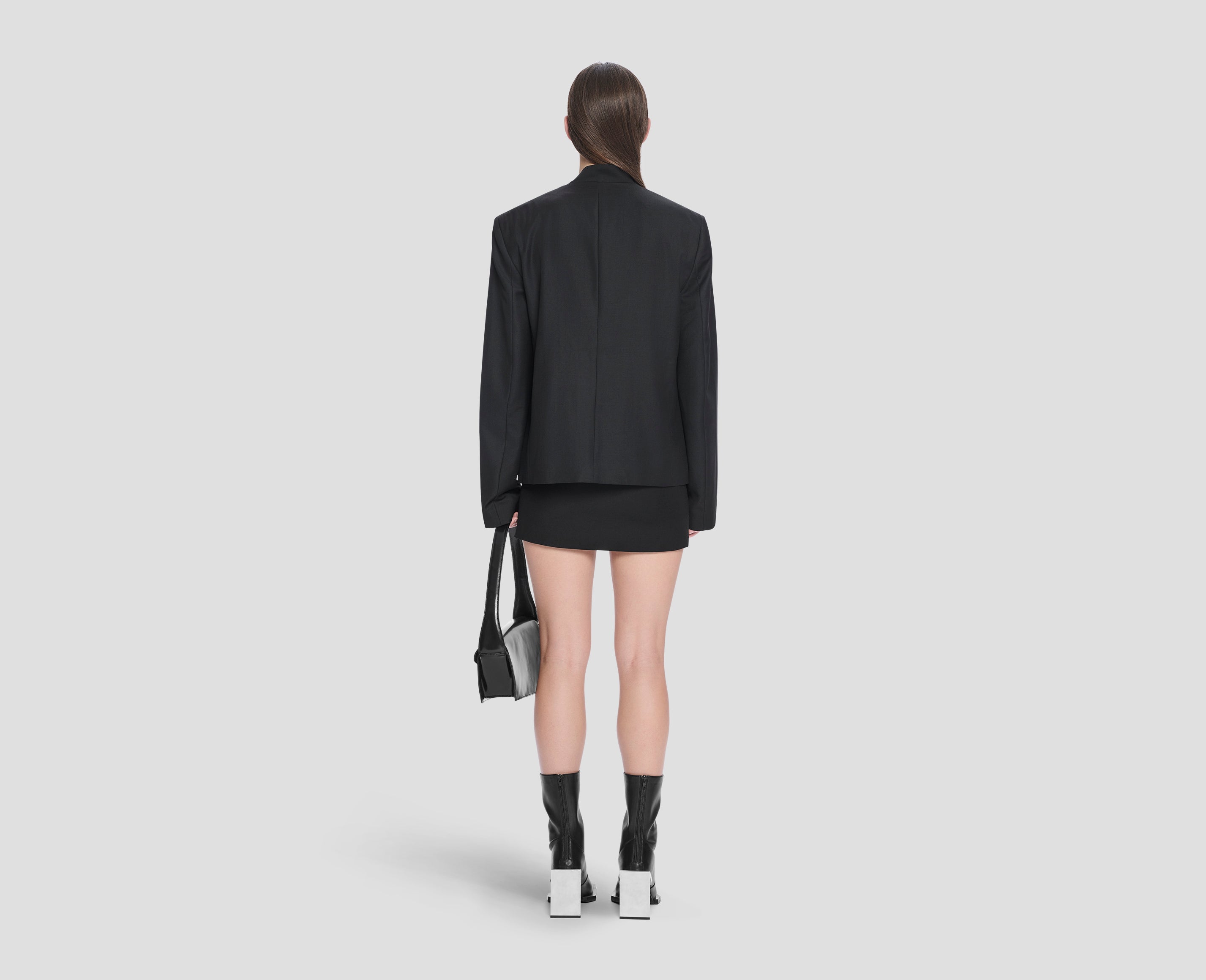 HE, product: AEGIS BLAZER (Fig. 6)