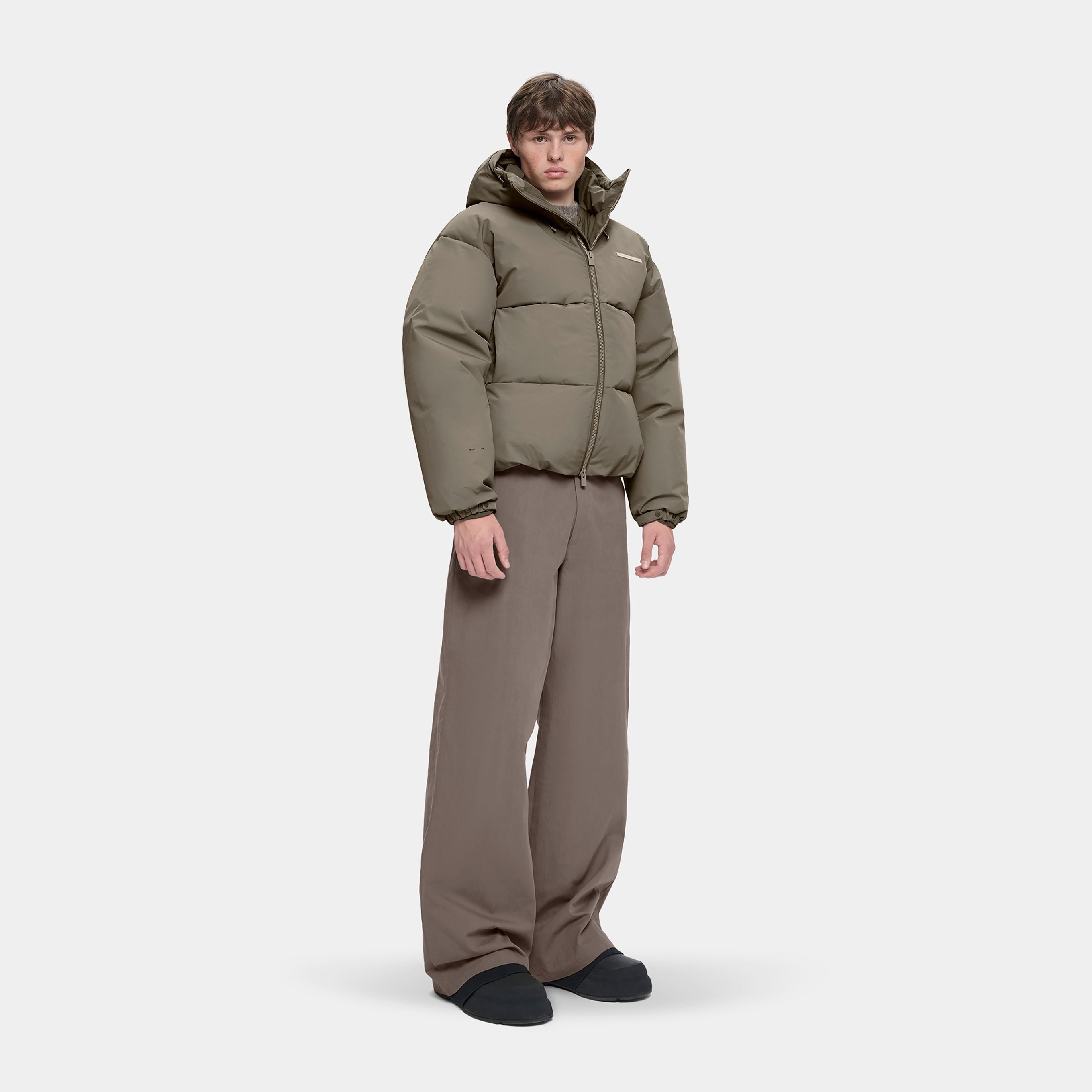 HE, product: VELUM DOWN JACKET (Fig. 3)