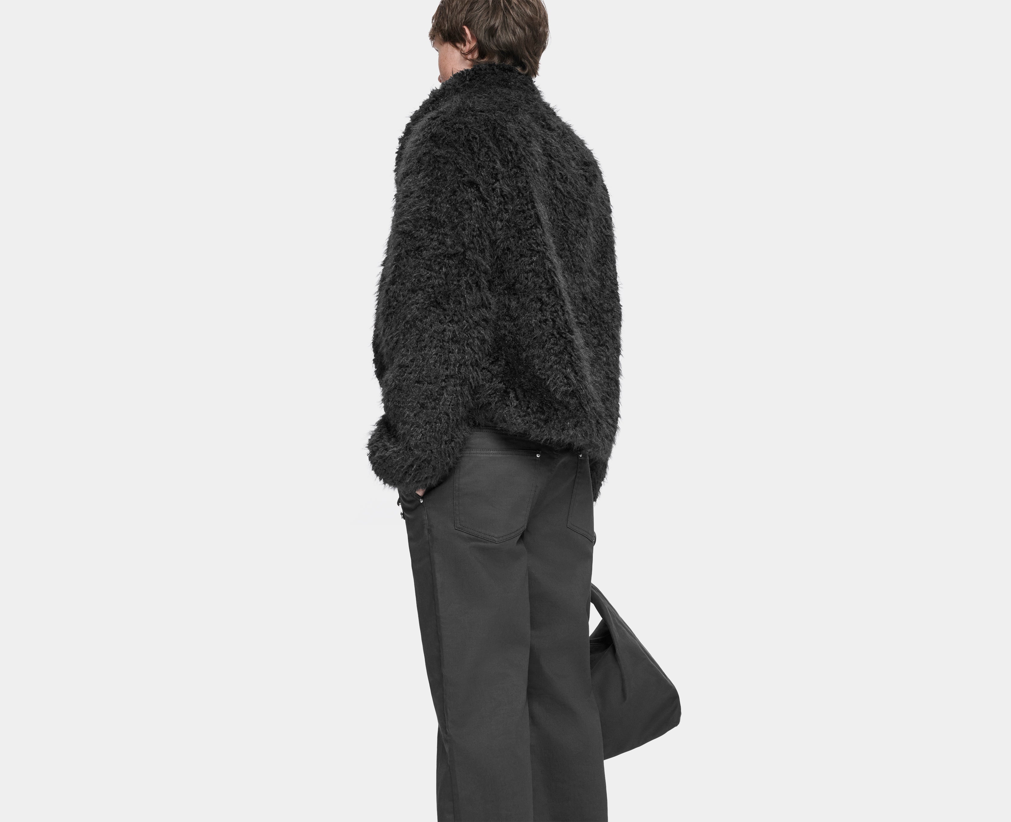 HE, product: VANTA JACKET (Fig. 5)