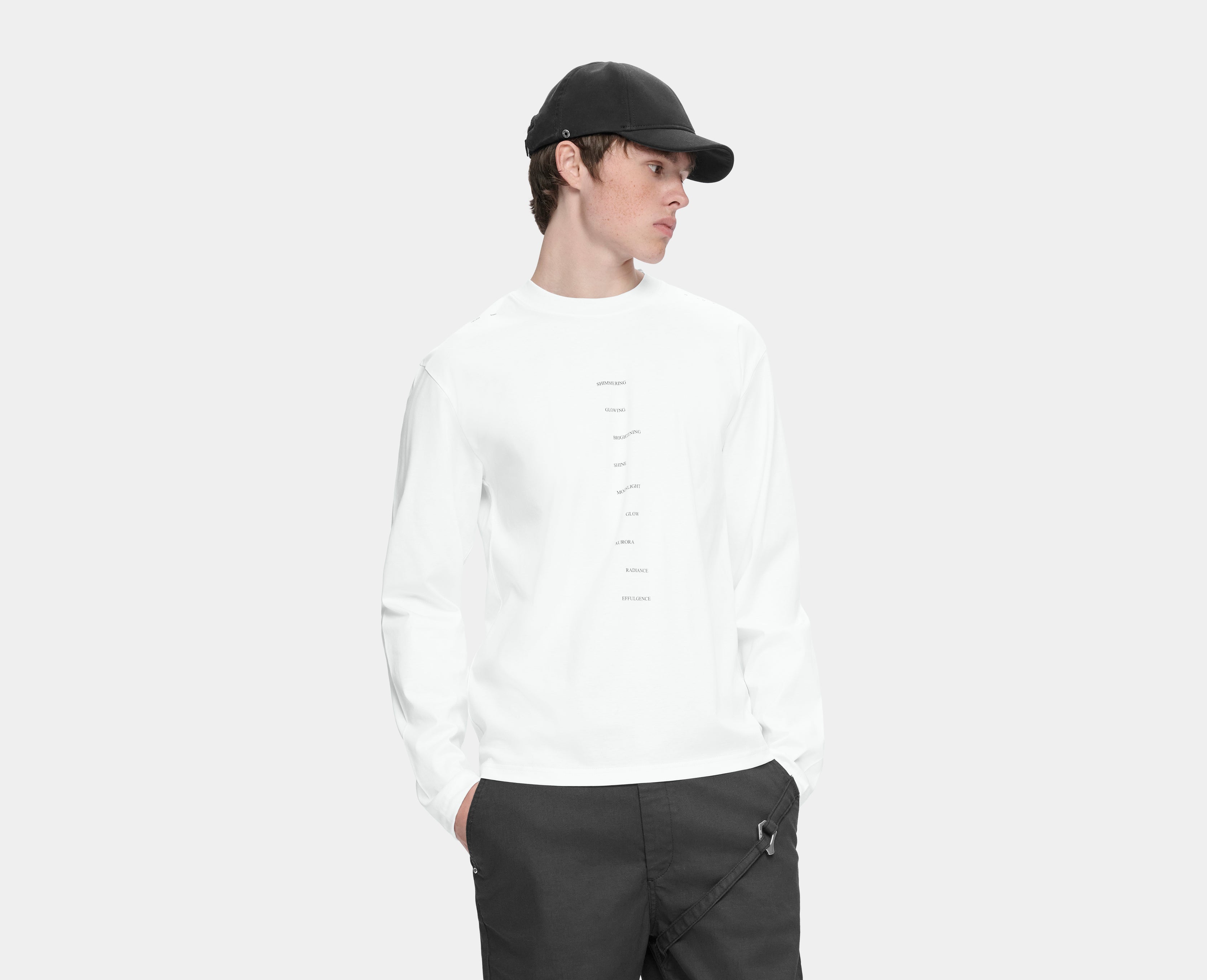 HE, product: EFFULGENCE LS T-SHIRT (Fig. 8)