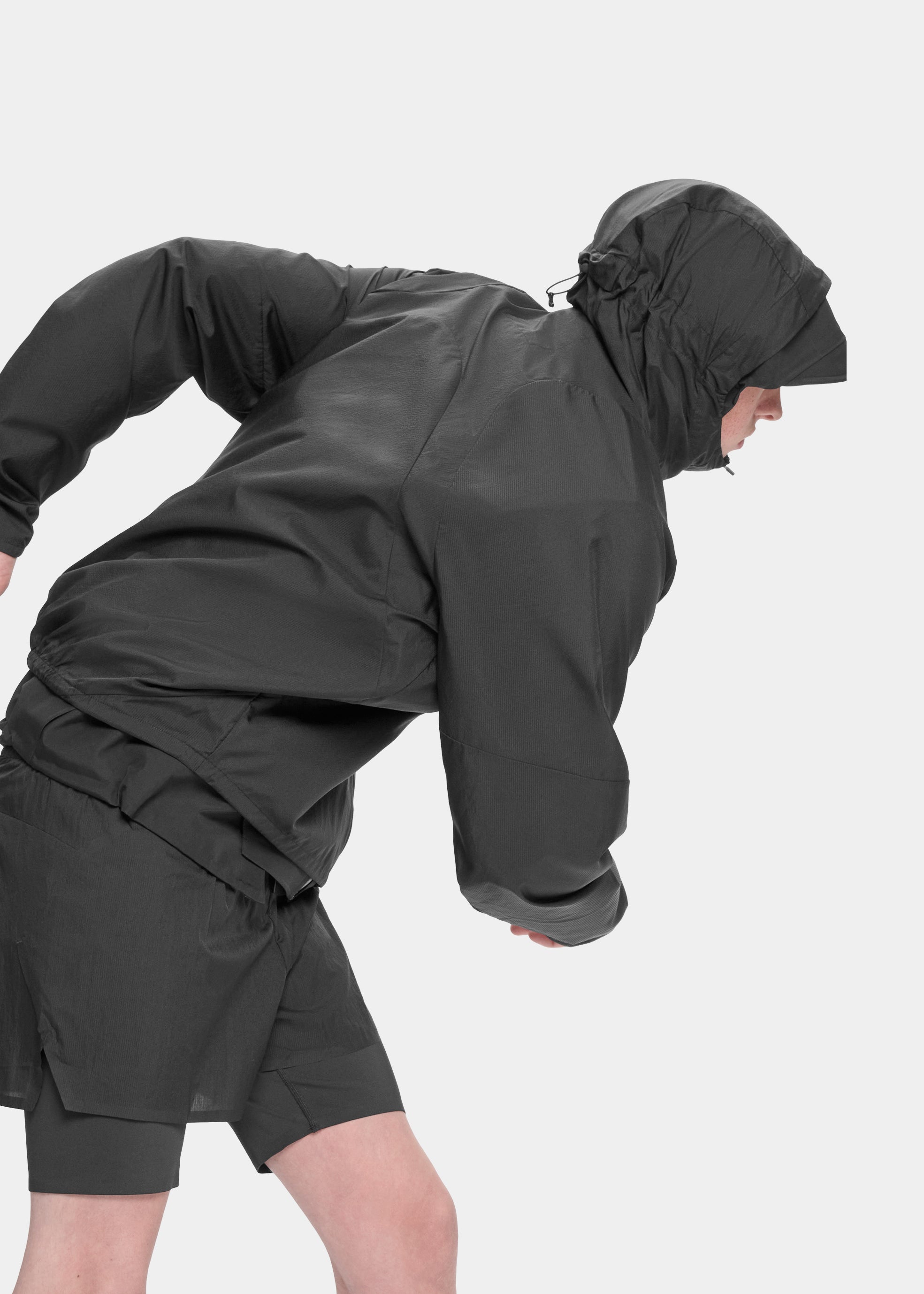 HE, product: PUMA X HELIOT EMIL LIGHTWEIGHT JACKET (Fig. 9)