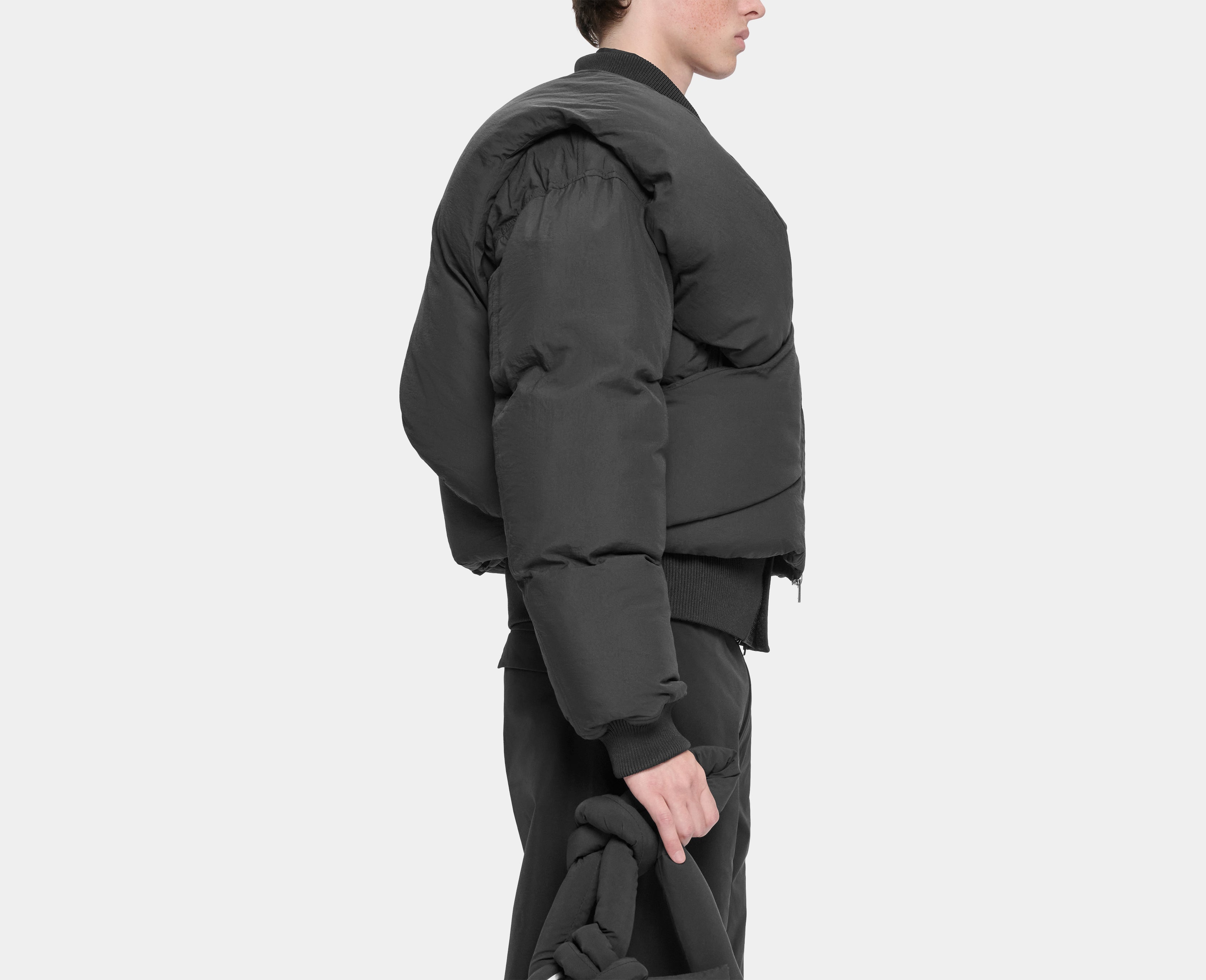 HE, product: ALTAIR BOMBER JACKET (Fig. 11)