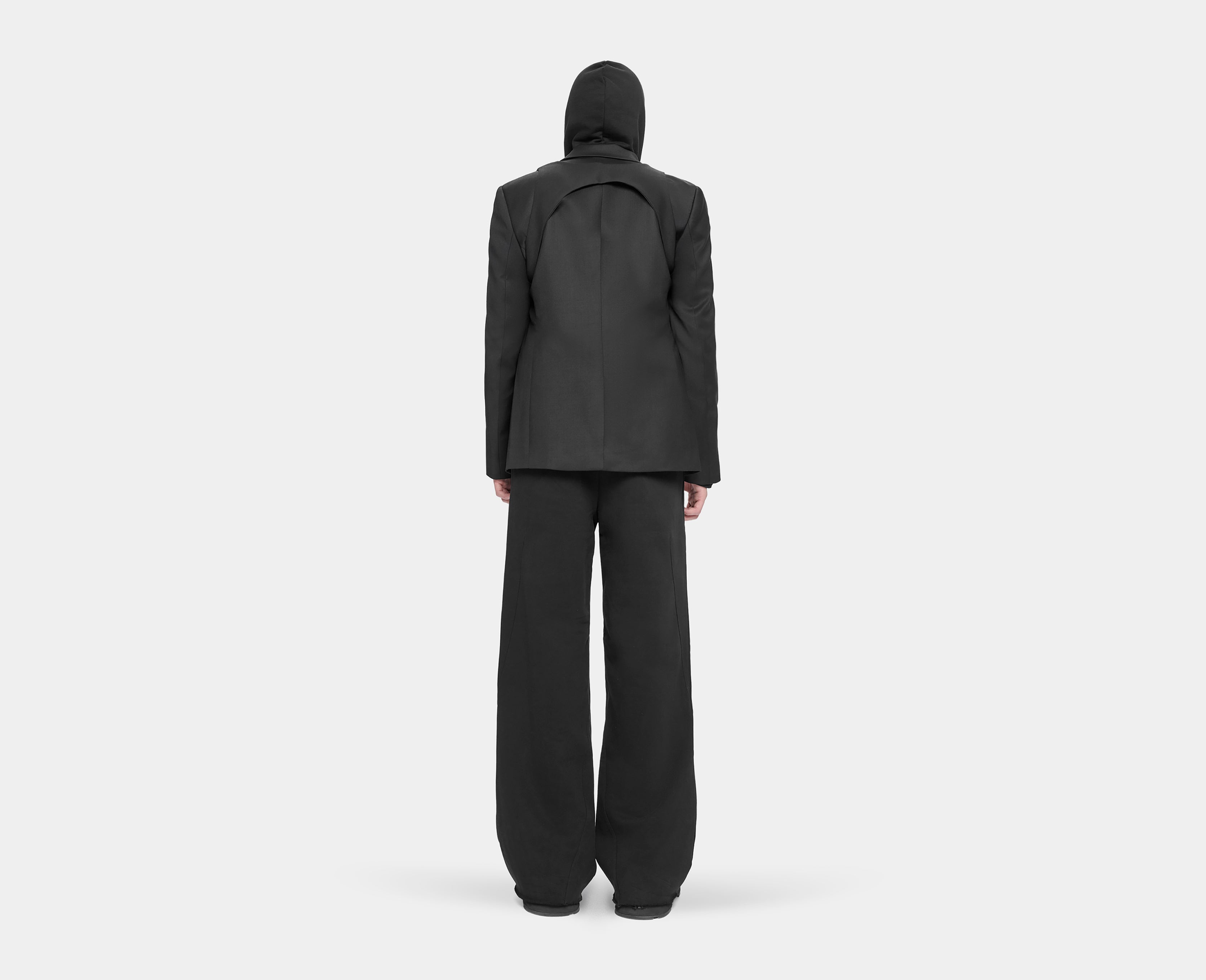 HE, product: PLANNAR SWEATPANTS (Fig. 4)
