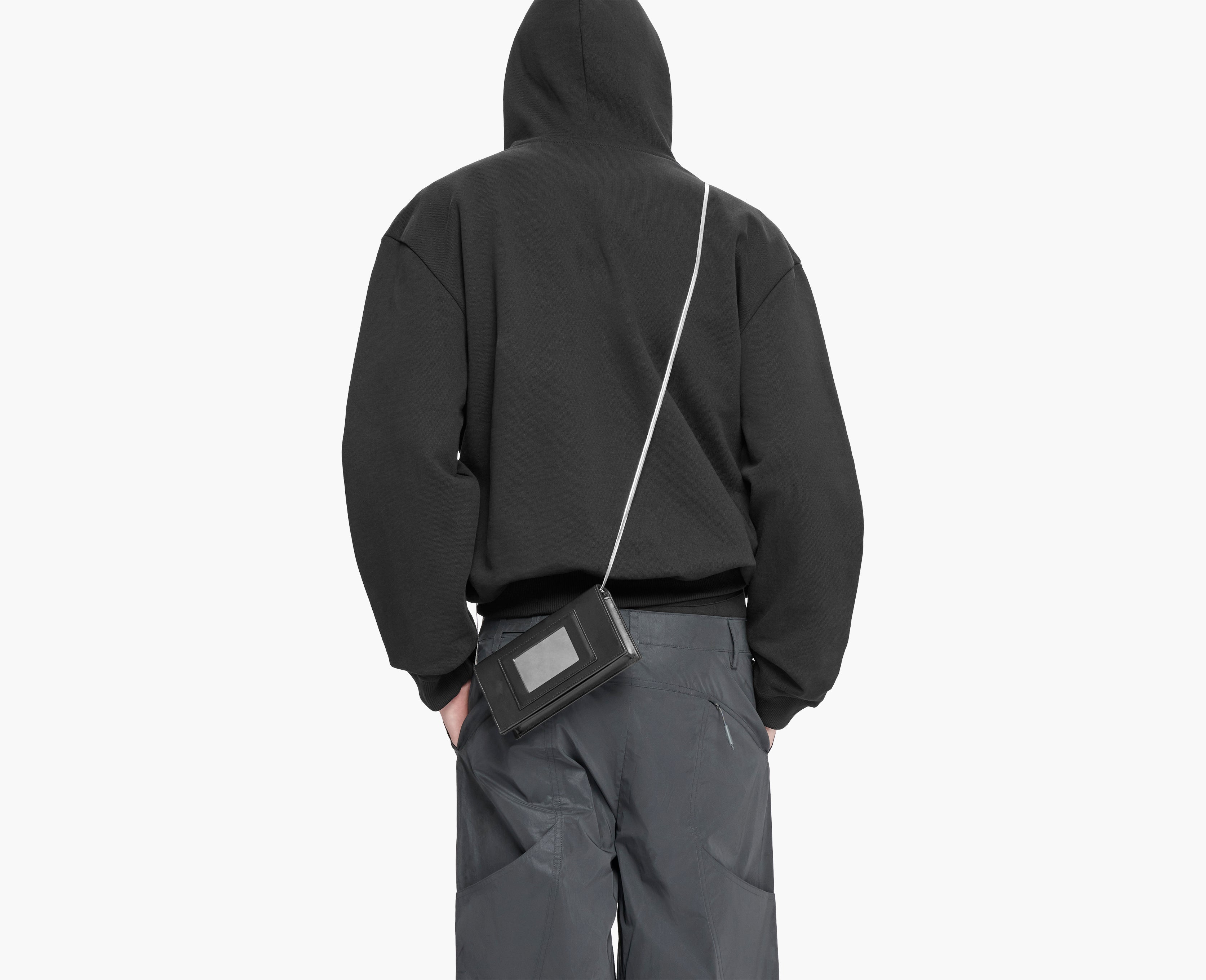 HE, product: ACRUX WALLET (Fig. 7)