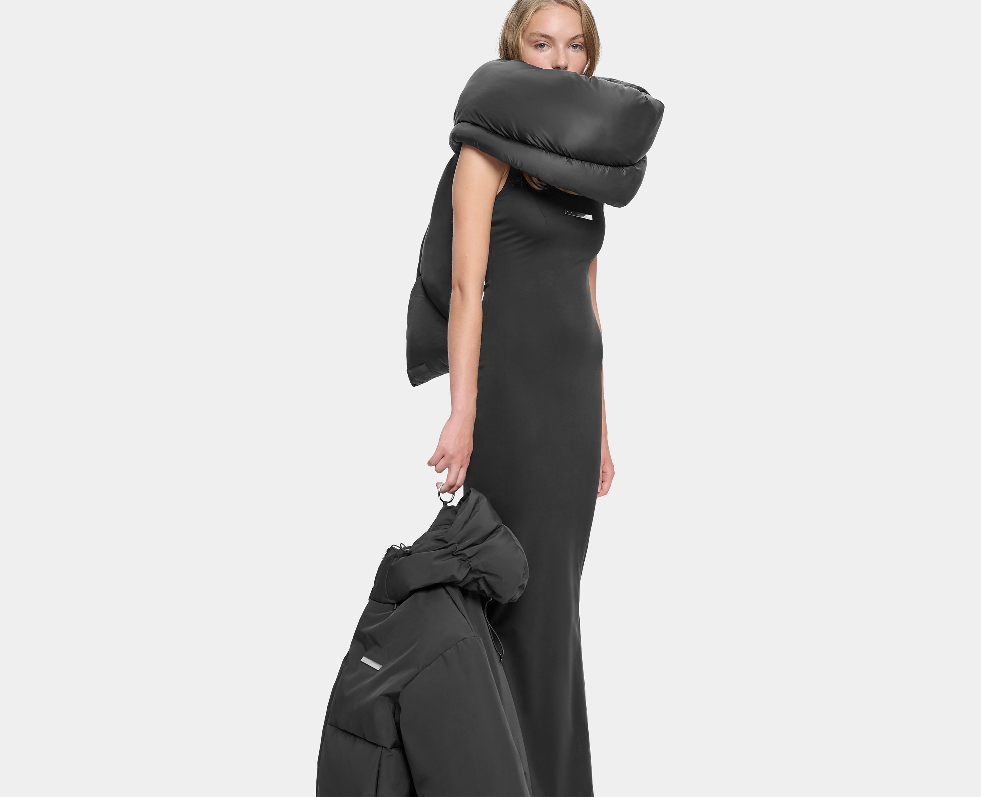 HE, product: ASTRAPE JERSEY DRESS (Fig. 9)