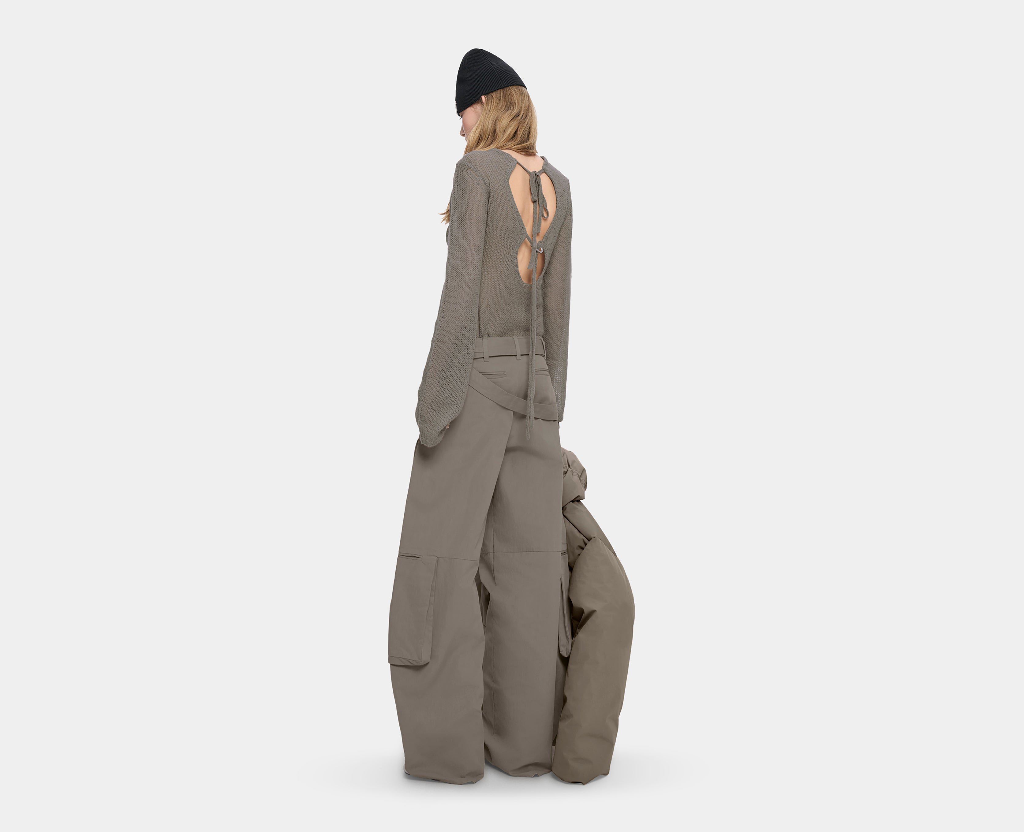 HE, product: LUSTER PANTS (Fig. 5)
