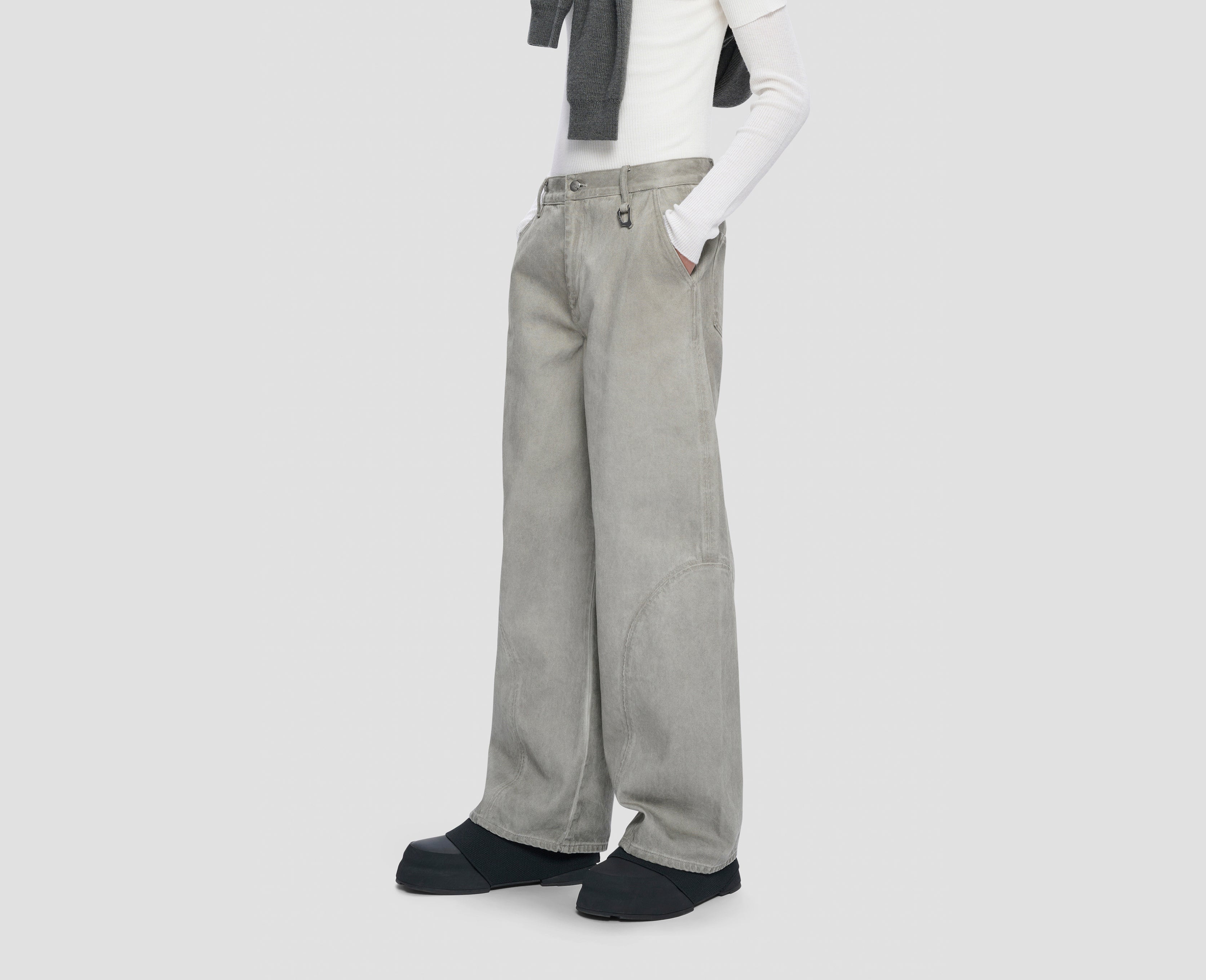 HE, product: BASALT DENIM (Fig. 7)