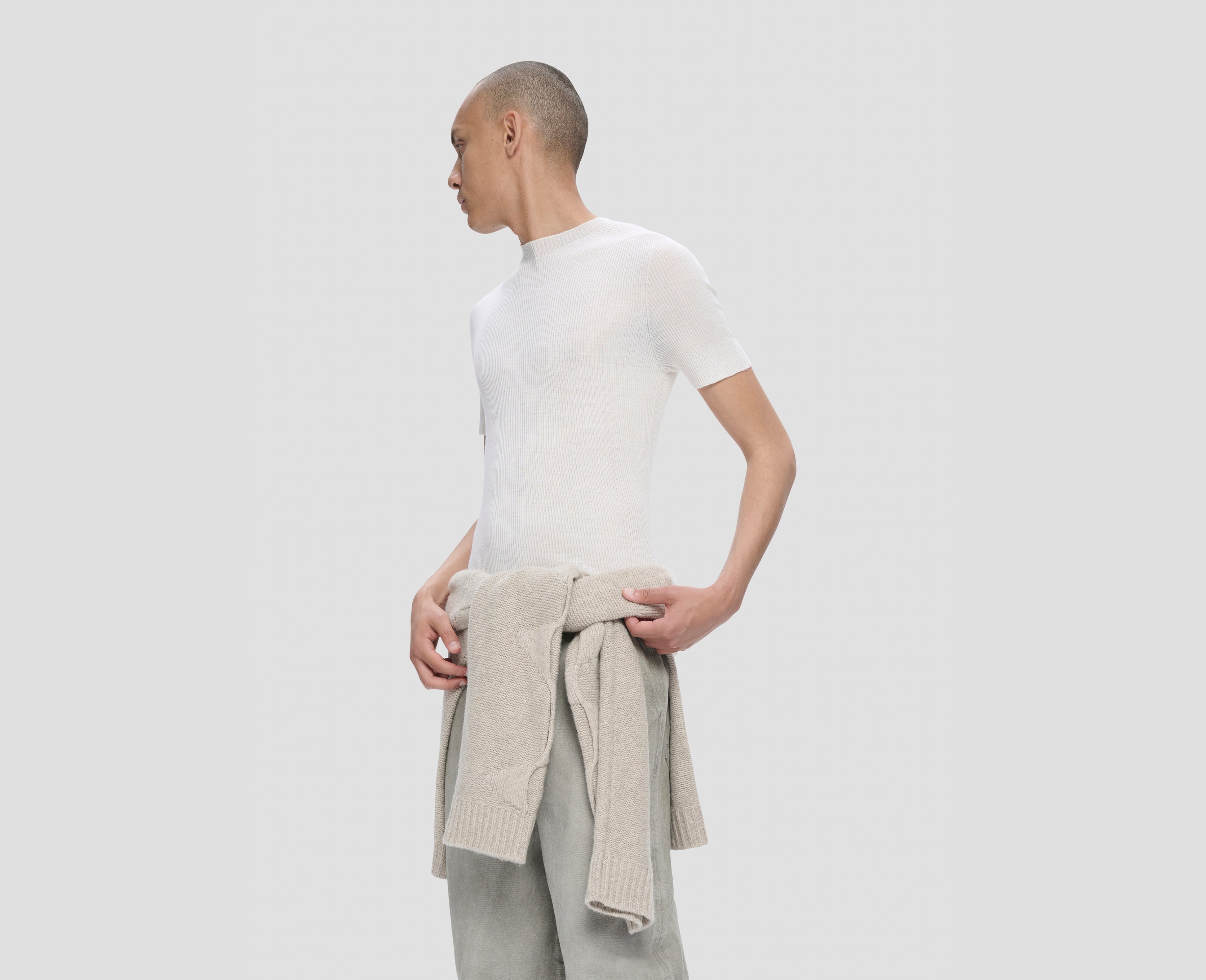 HE, product: ISOTROPY KNIT SS (Fig. 5)