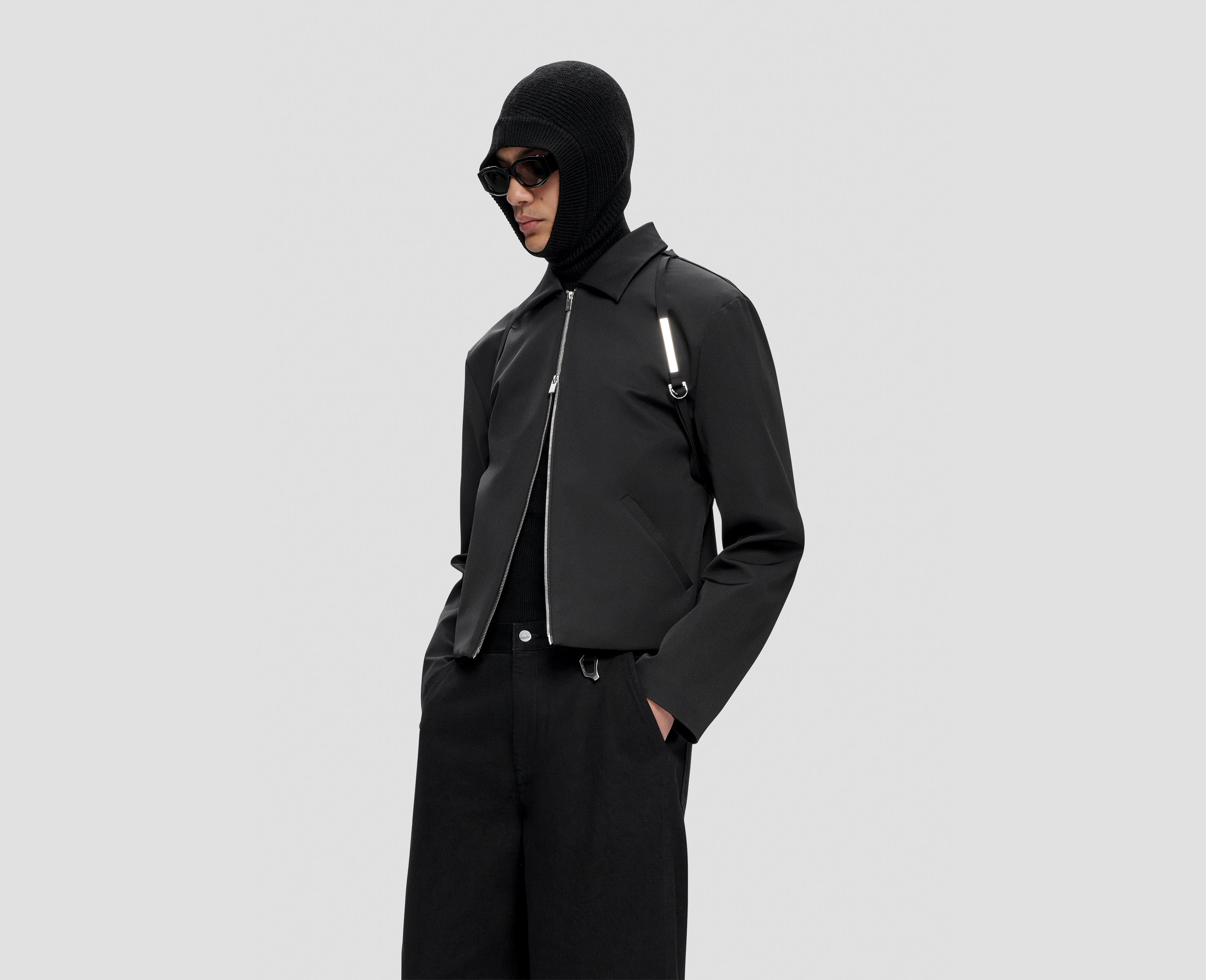 HE, product: NEBULA BALACLAVA (Fig. 5)