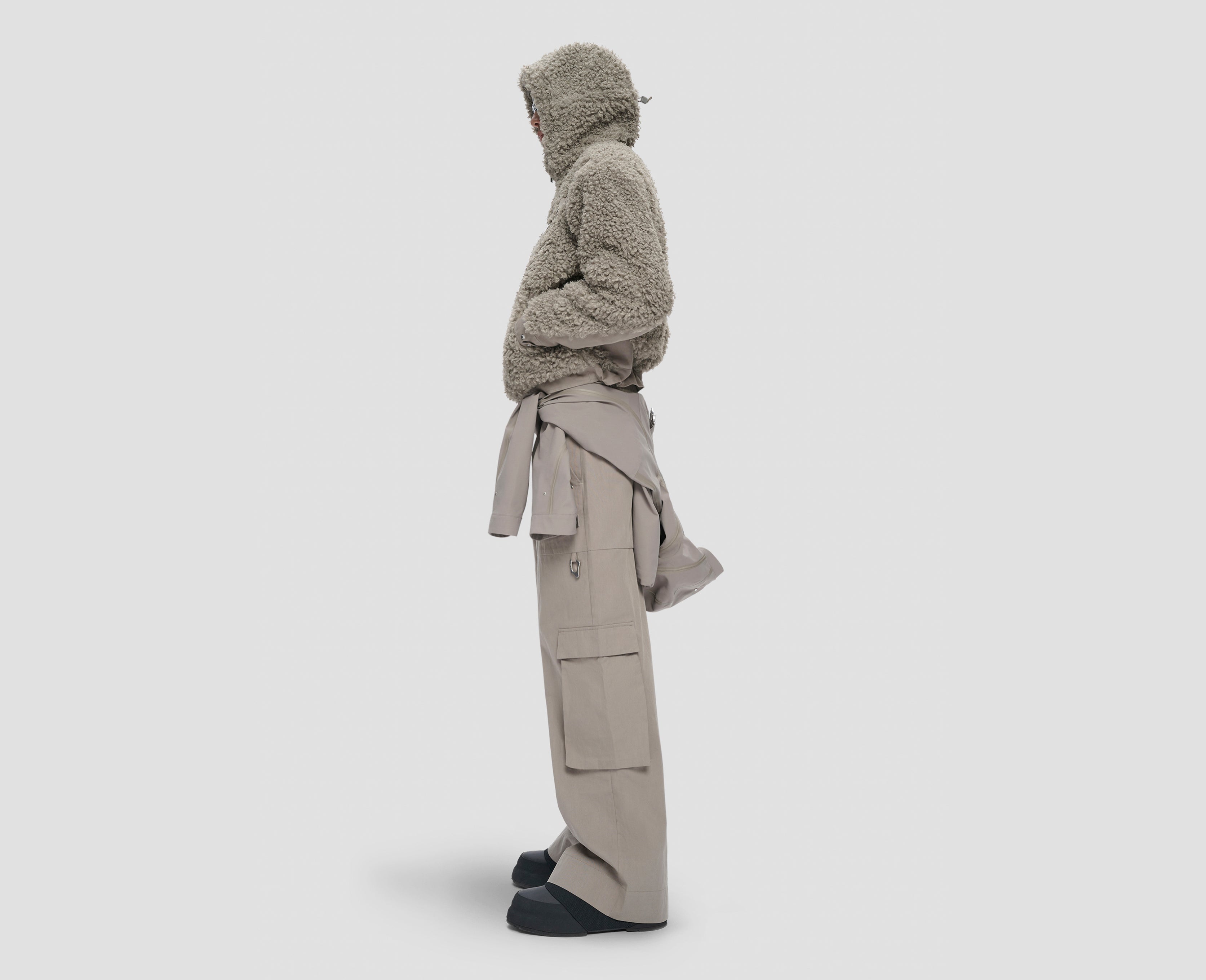 HE, product: CHIAROSCURO FLEECE (Fig. 3)