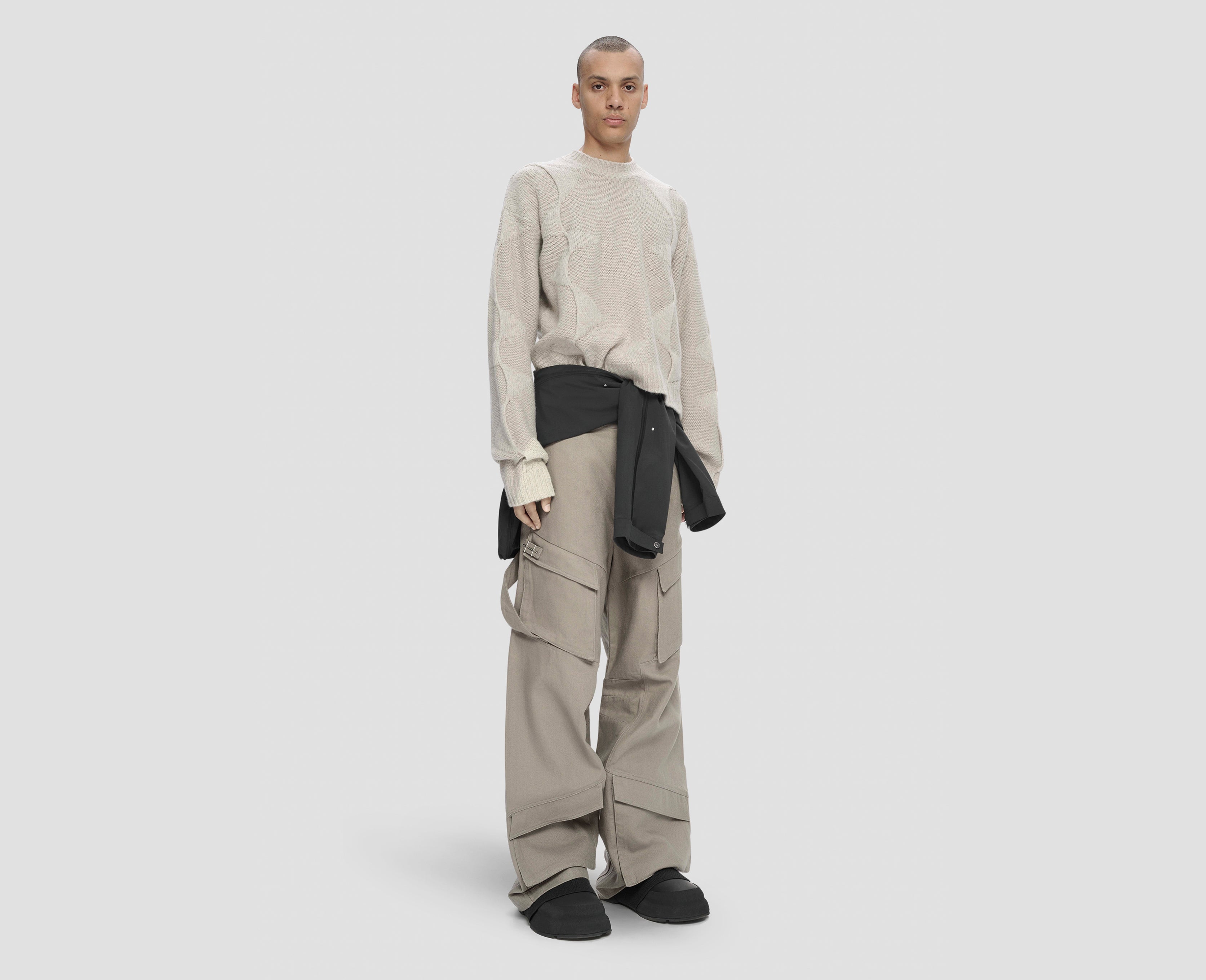 HE, product: CROPPED SPIRAL KNIT (Fig. 3)