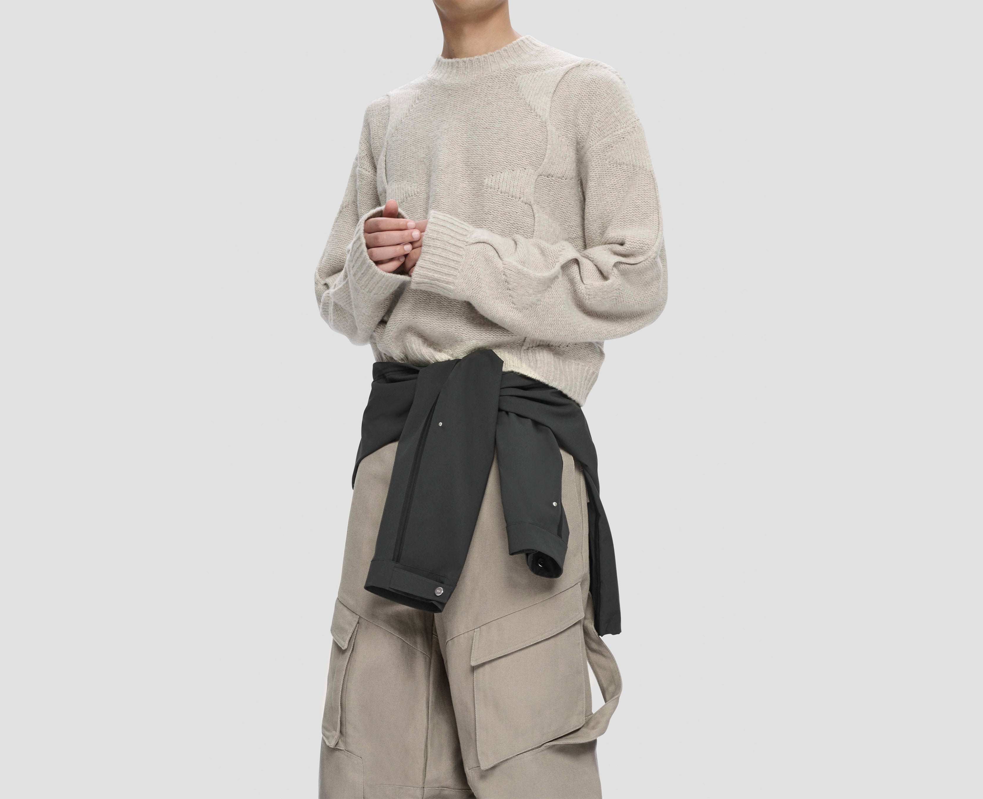 HE, product: CROPPED SPIRAL KNIT (Fig. 5)