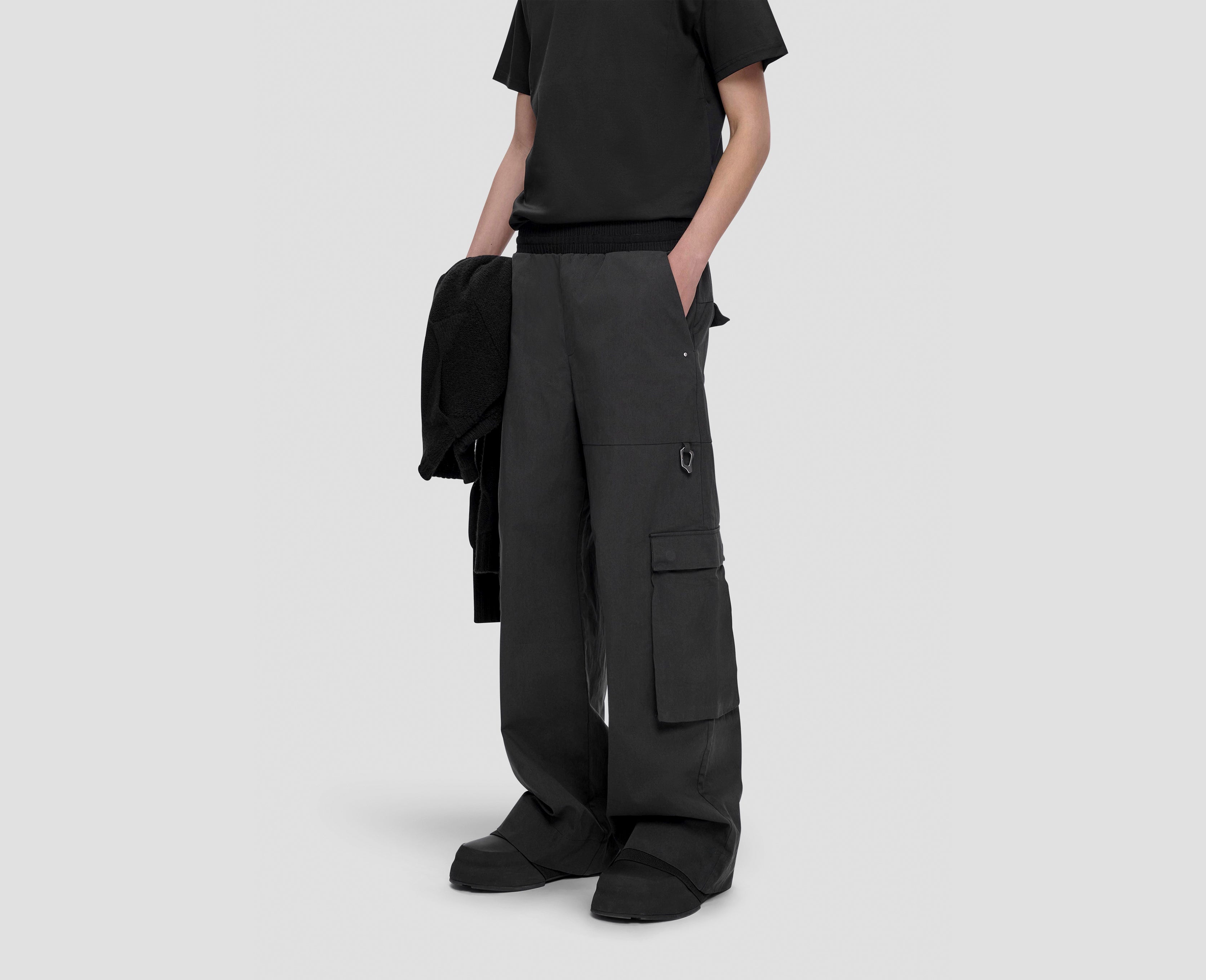 HE, product: ASTRAPE T-SHIRT (Fig. 6)