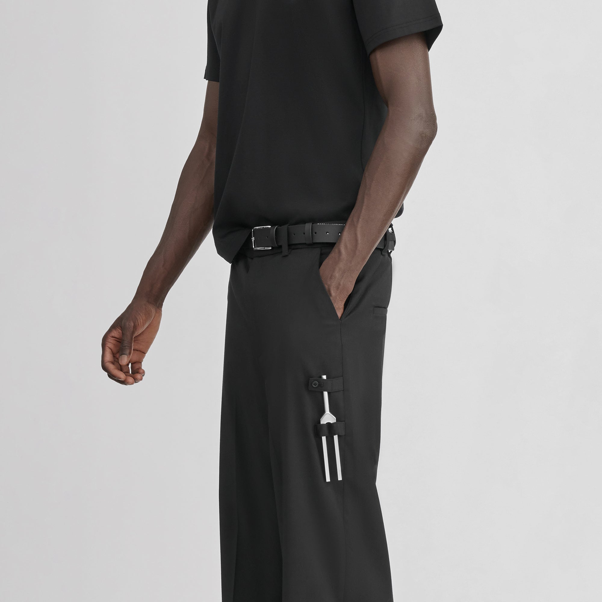HE, product: DIAPASON TAILORED TROUSERS (Fig. 6)