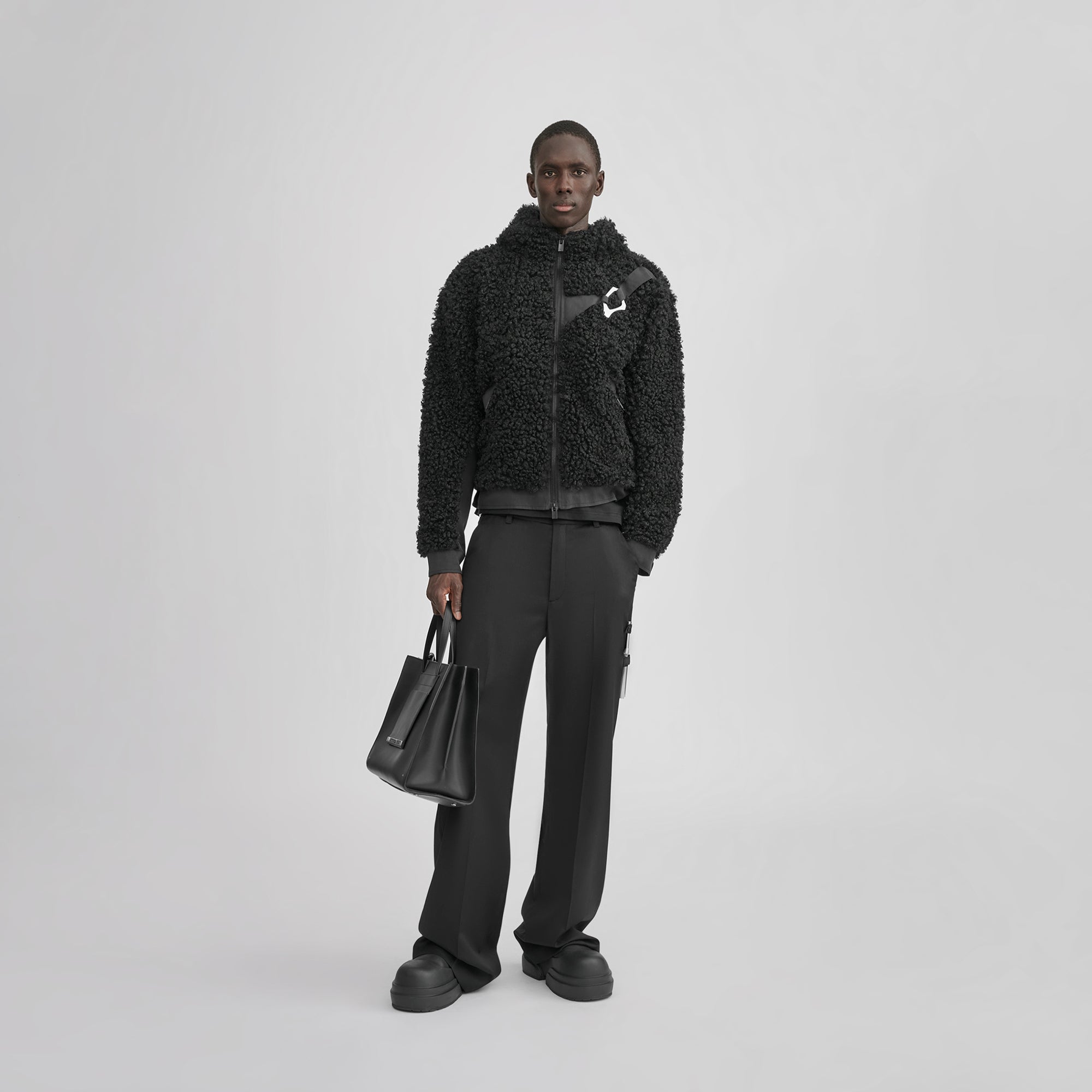 HE, product: CHIAROSCURO FLEECE (Fig. 2)
