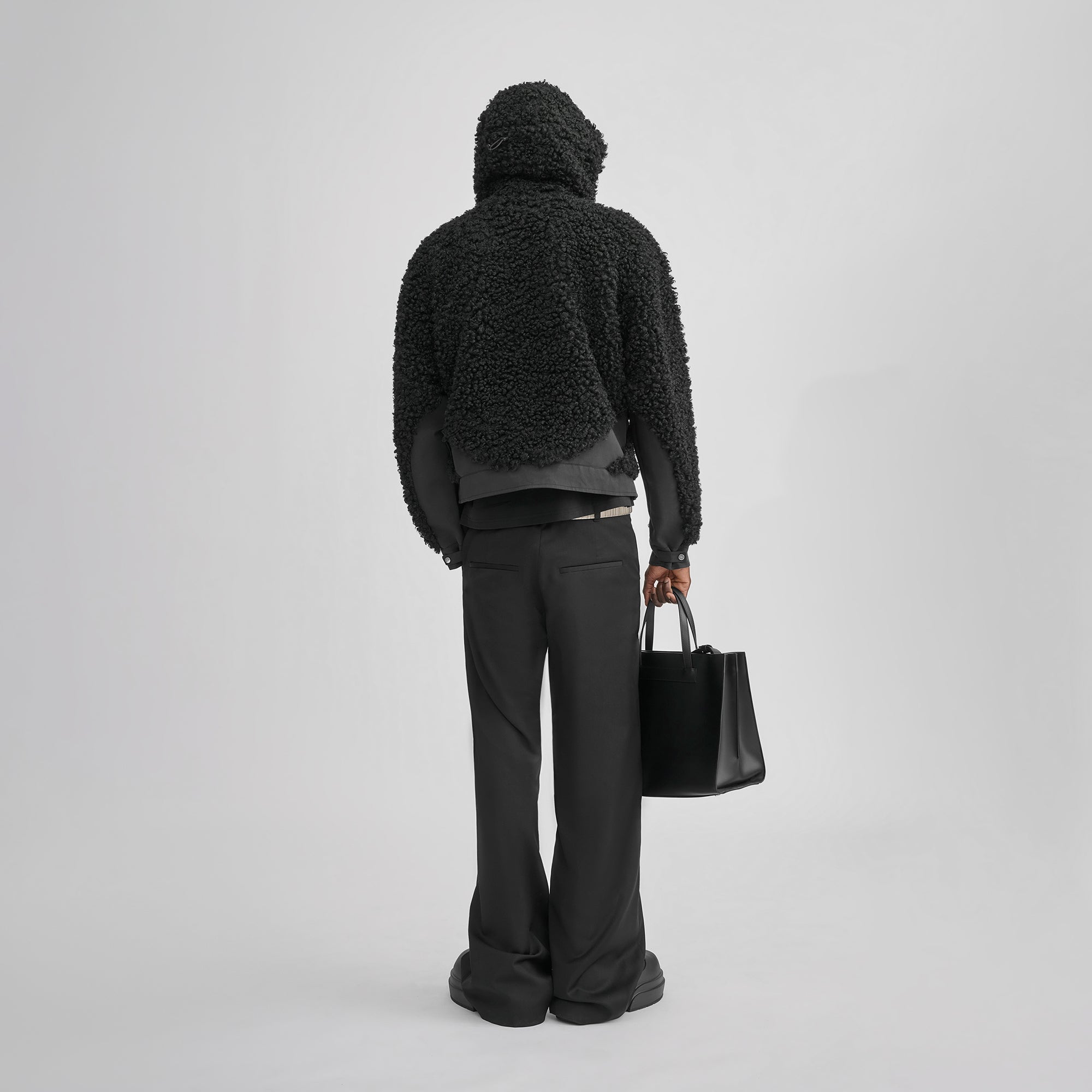 HE, product: CHIAROSCURO FLEECE (Fig. 6)