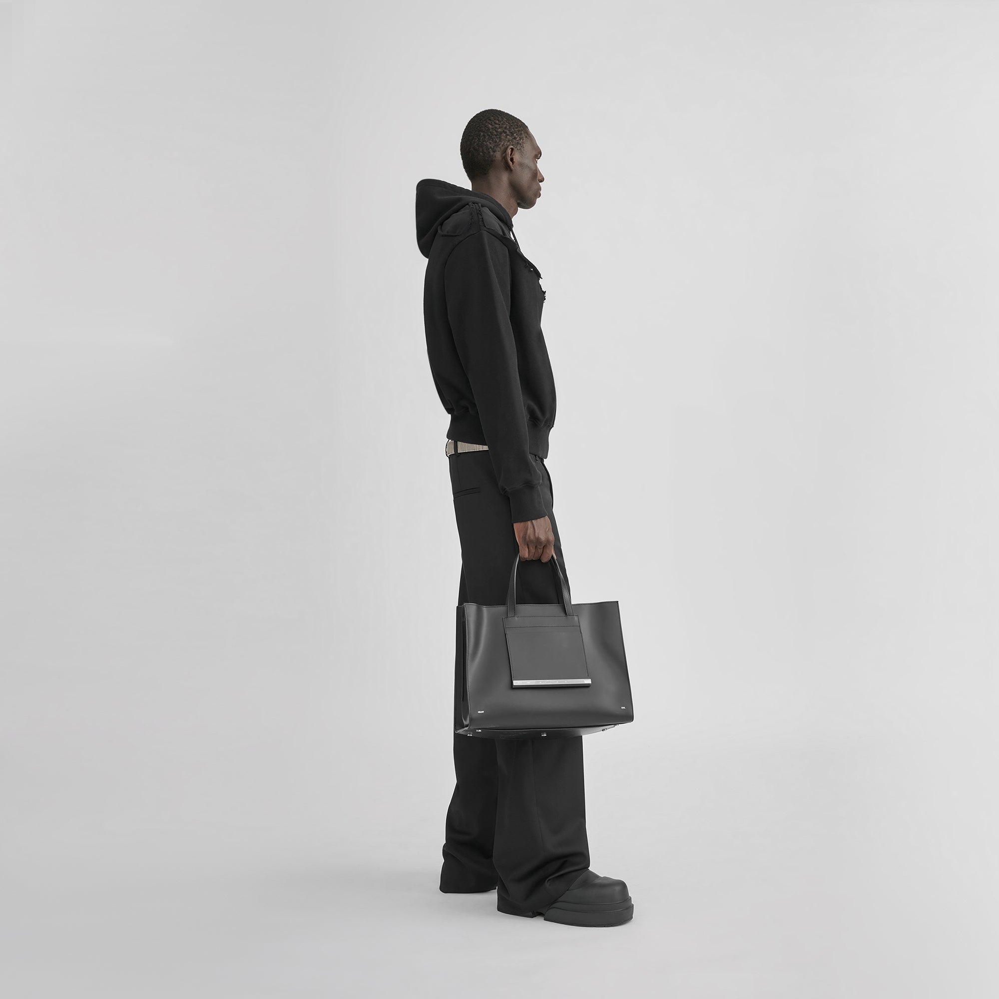 HE, product: APHEX HOODIE (Fig. 3)