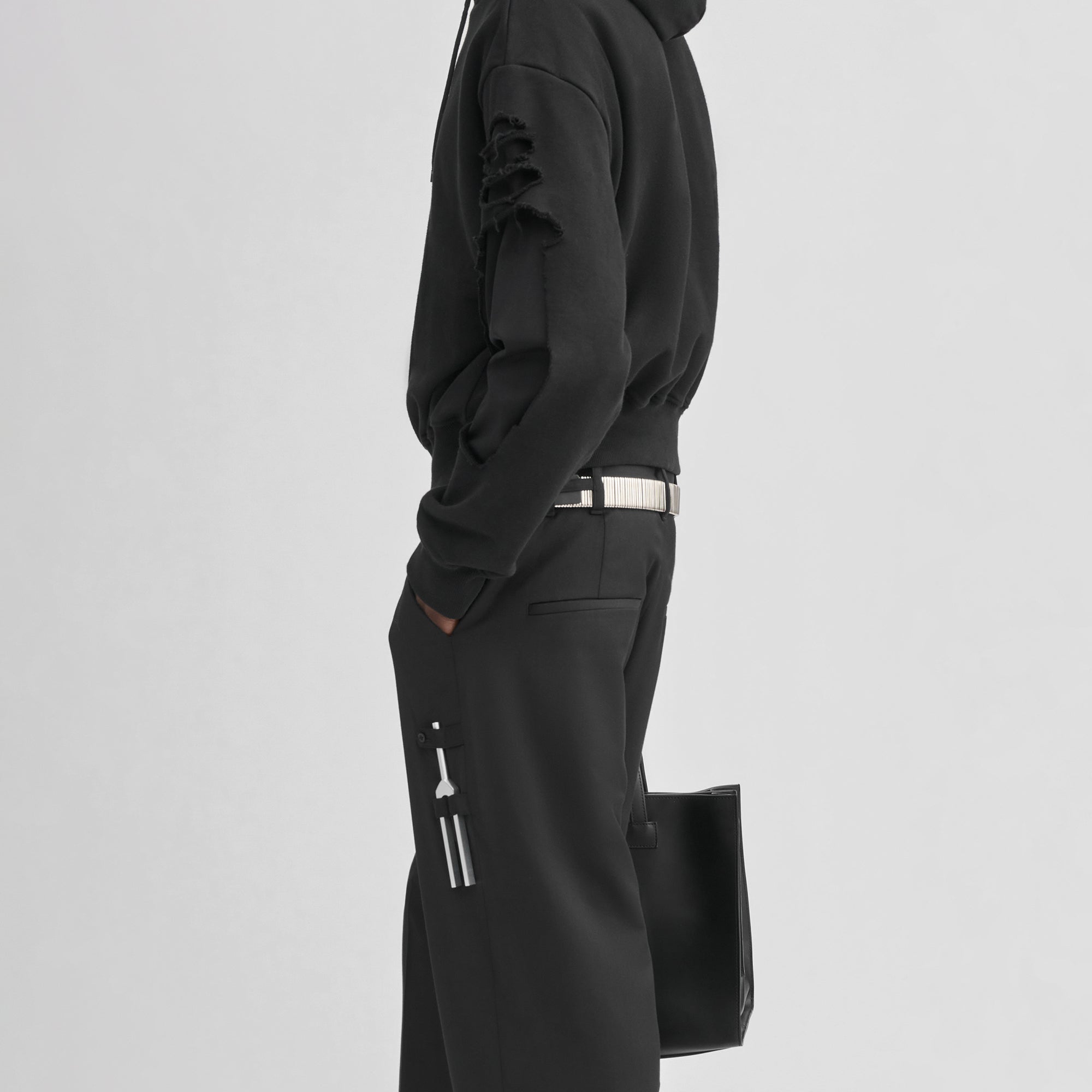 HE, product: APHEX HOODIE (Fig. 4)