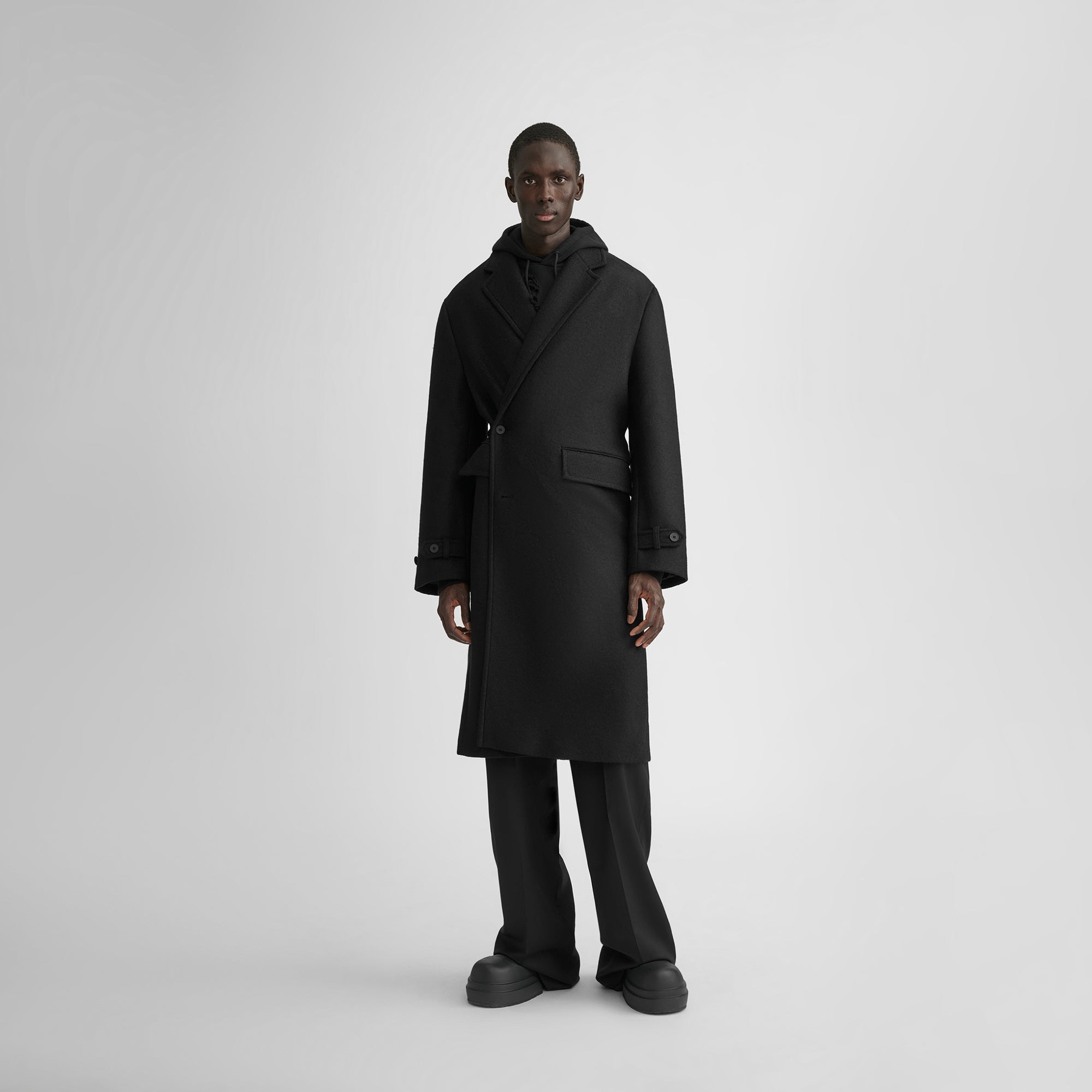 HE, product: AURION COAT (Fig. 3)
