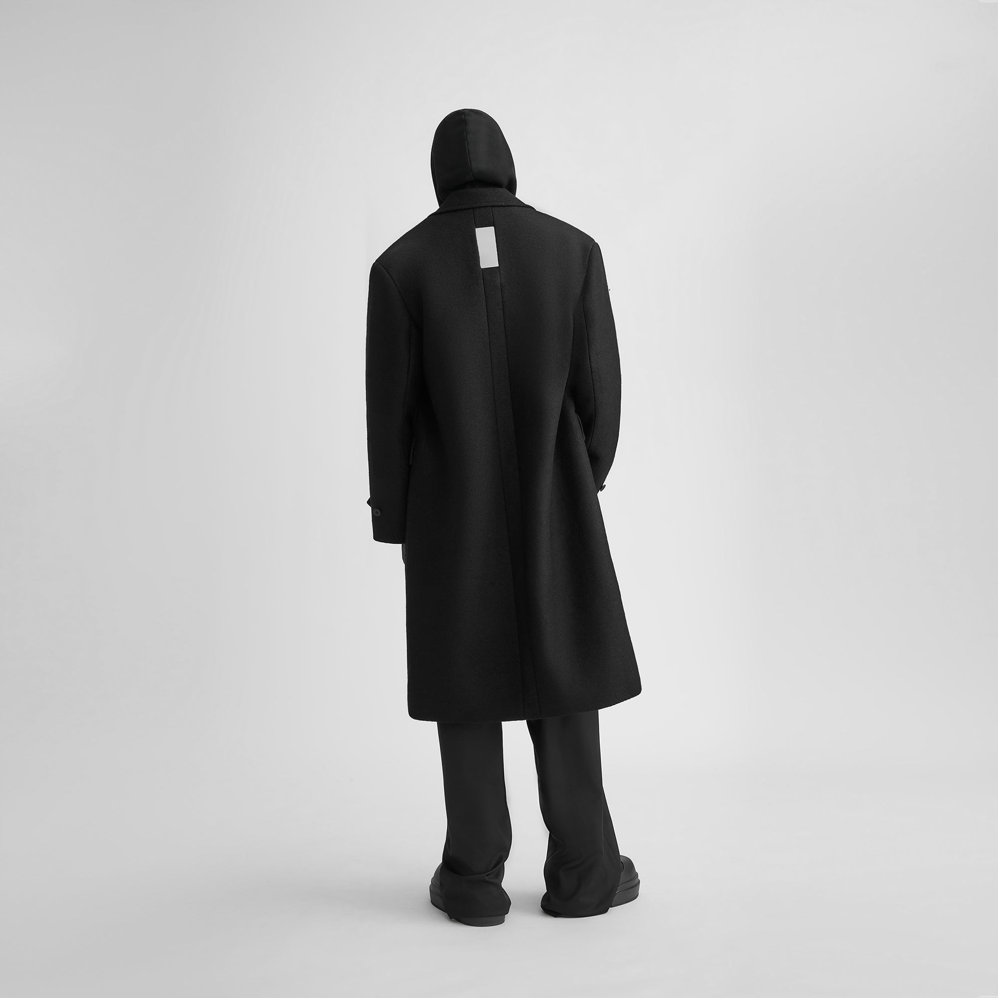 HE, product: AURION COAT (Fig. 5)