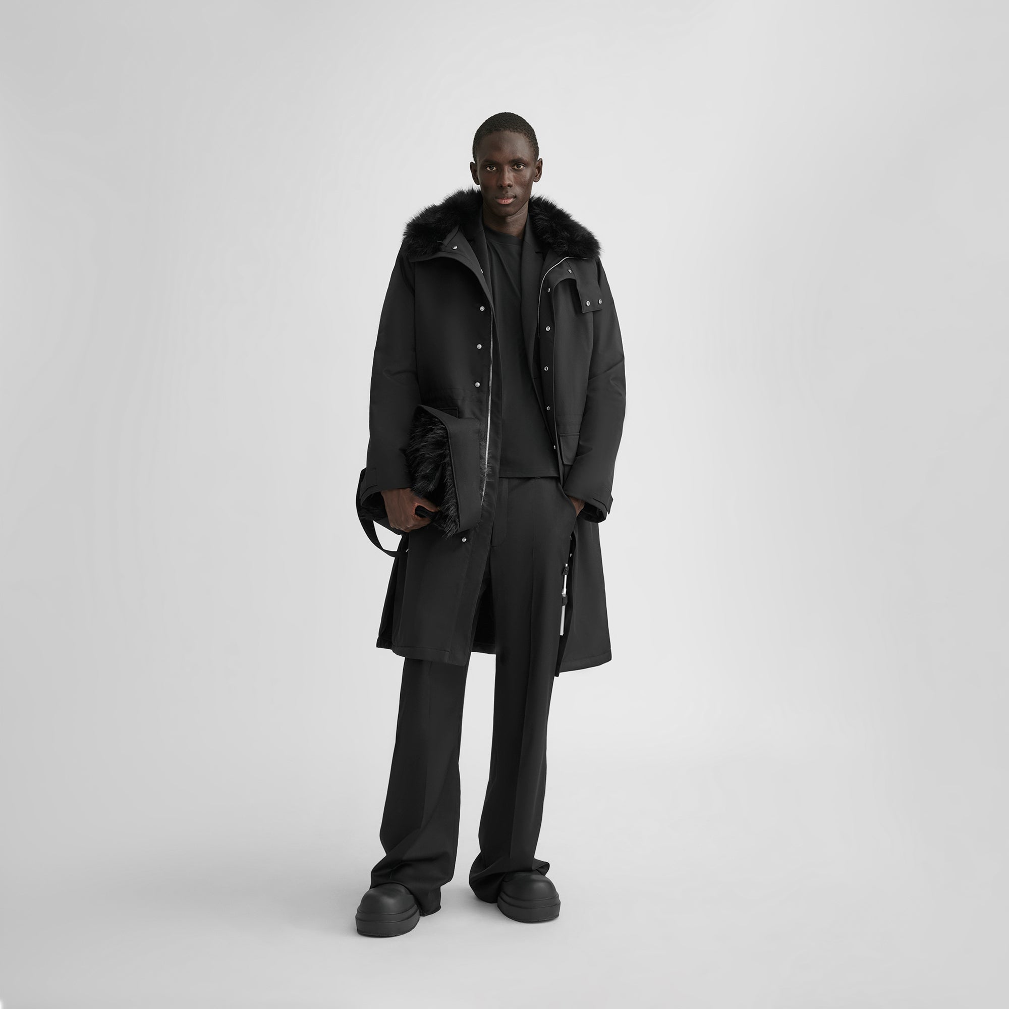 HE, product: LIGETI JACKET (Fig. 2)