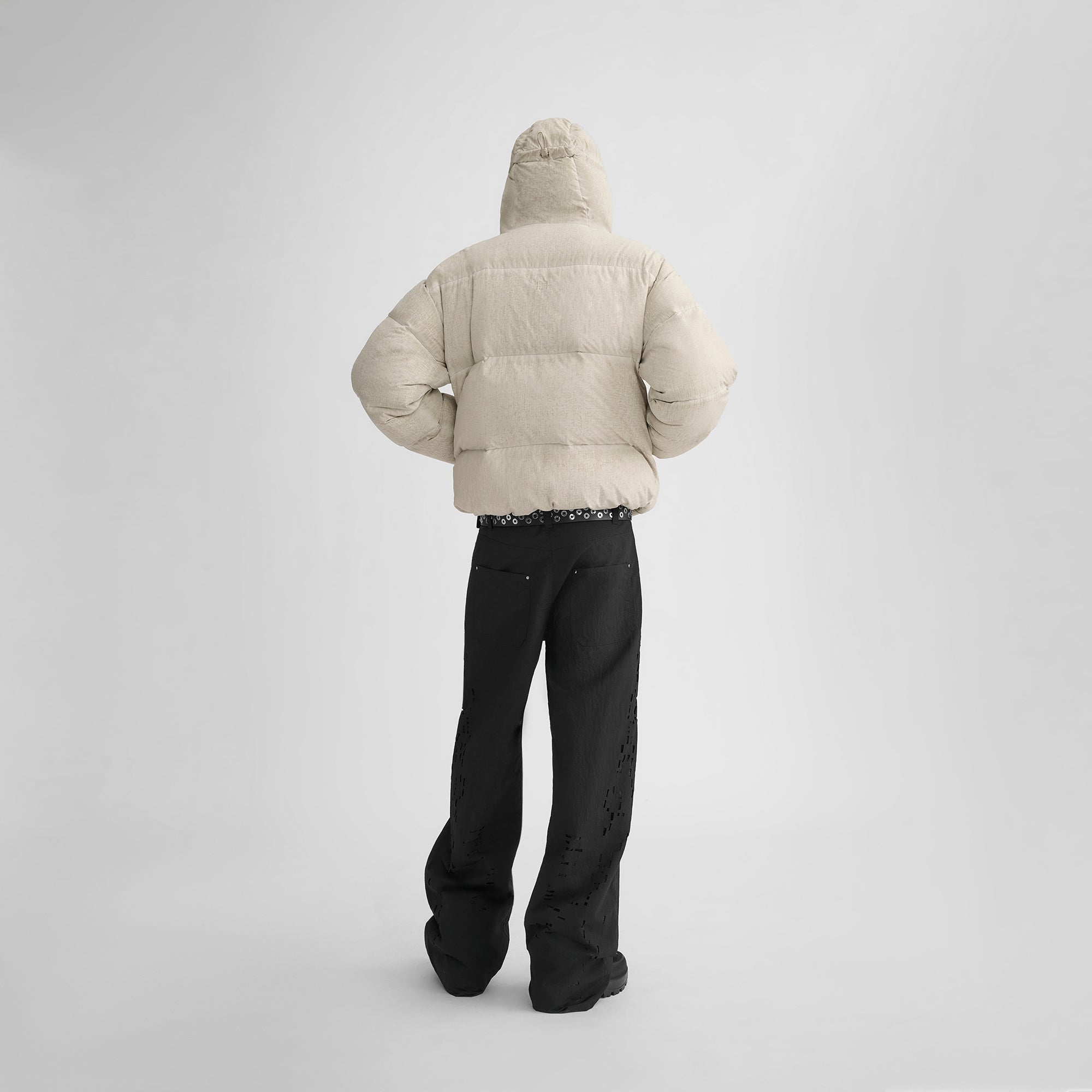 HE, product: LUMEN DOWN PUFFER (Fig. 5)