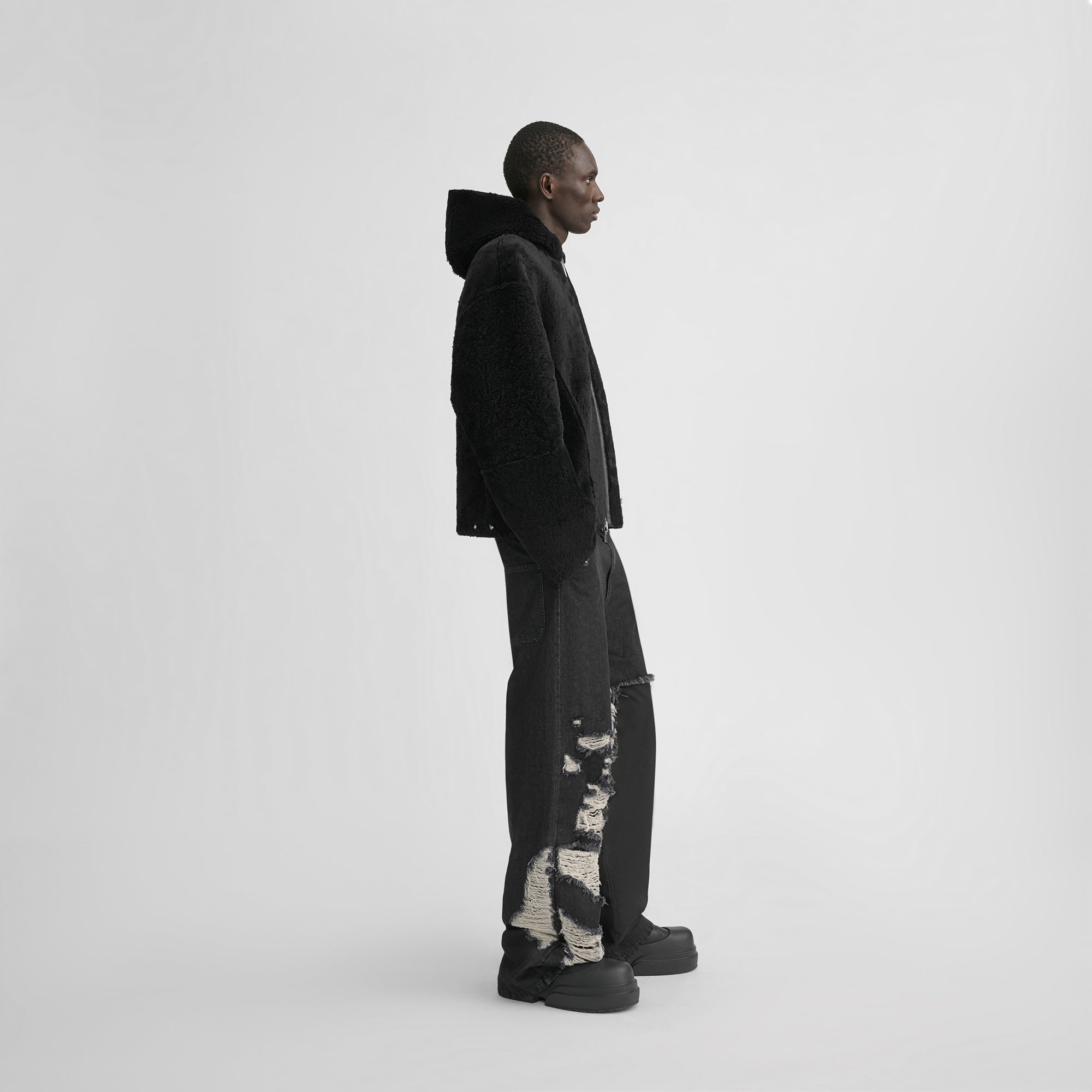 HE, product: PACE LEATHER JACKET (Fig. 4)
