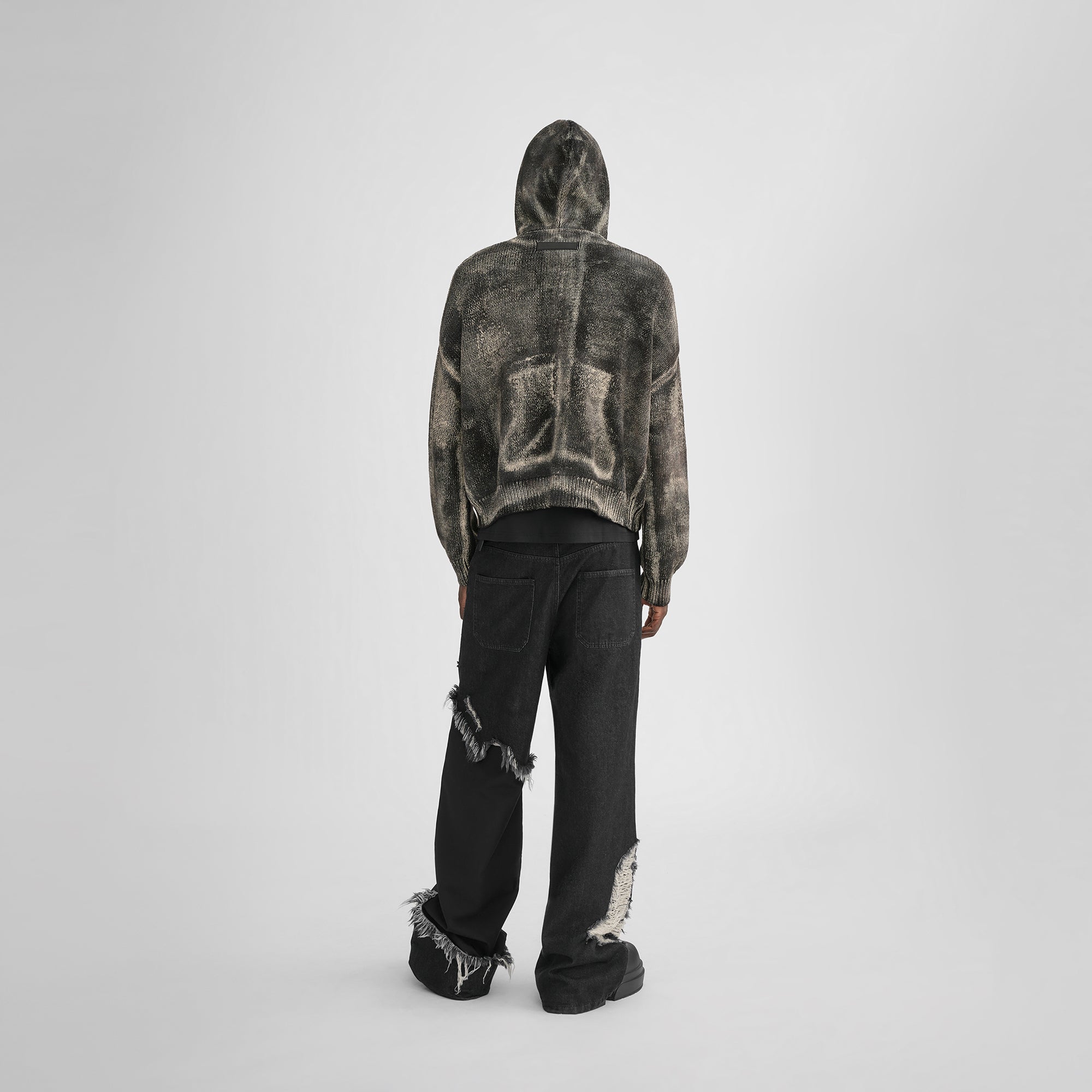 HE, product: FORTE KNIT (Fig. 4)