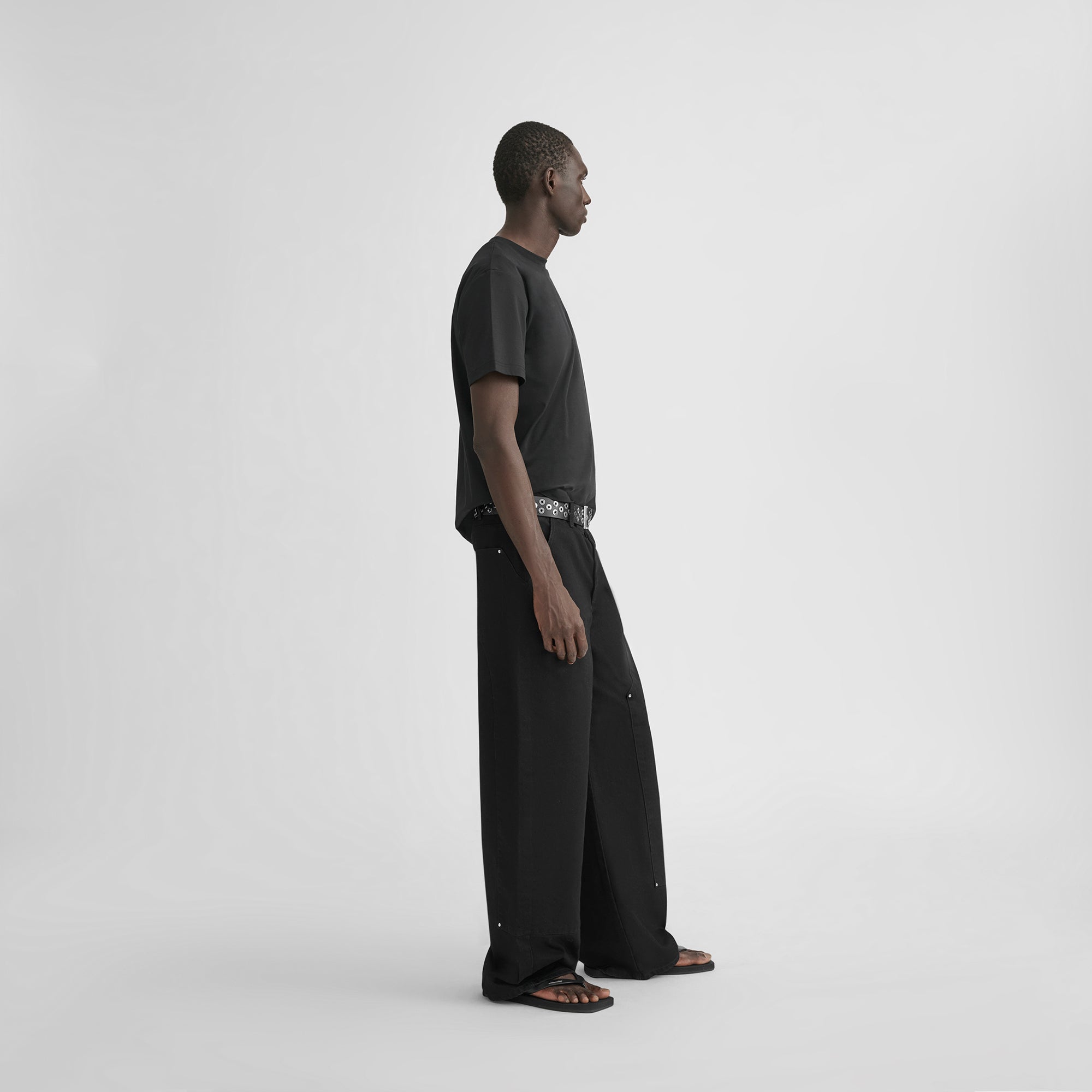 HE, product: LORICA DENIM (Fig. 3)