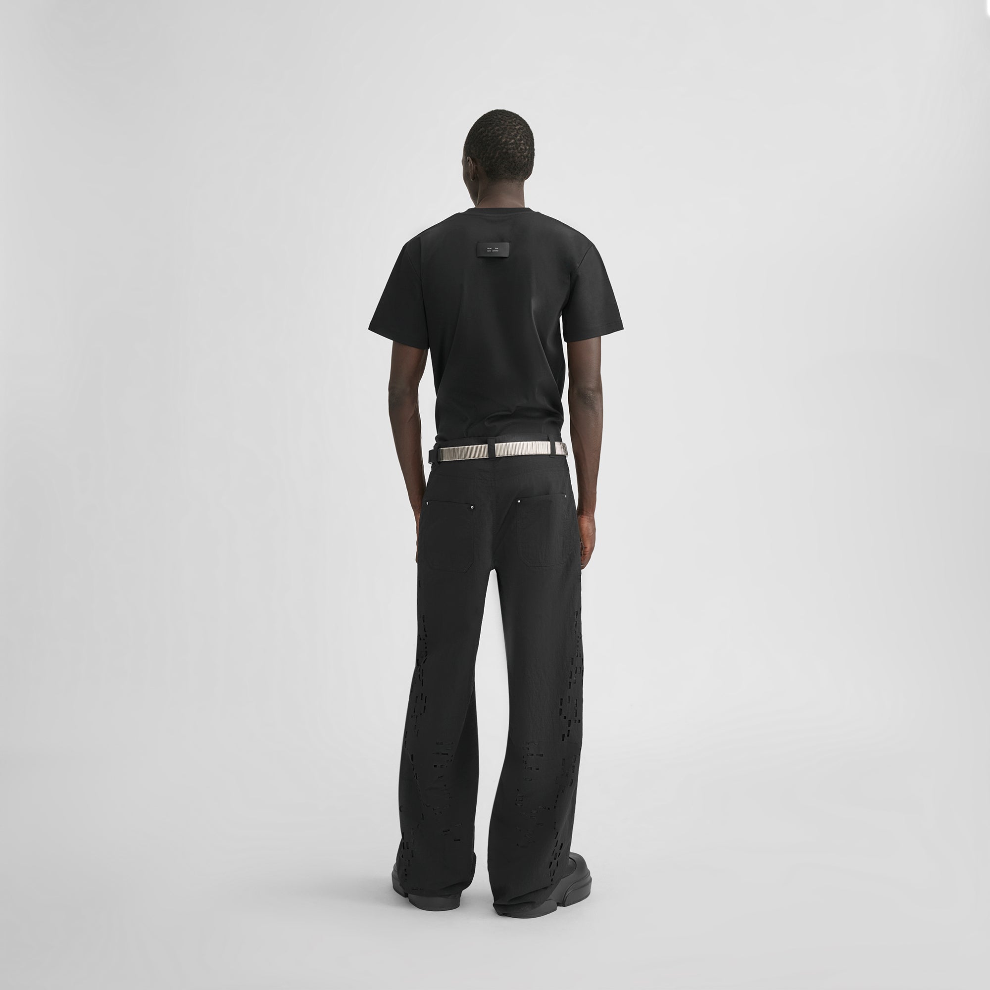 HE, product: TIMBRE TROUSERS (Fig. 5)