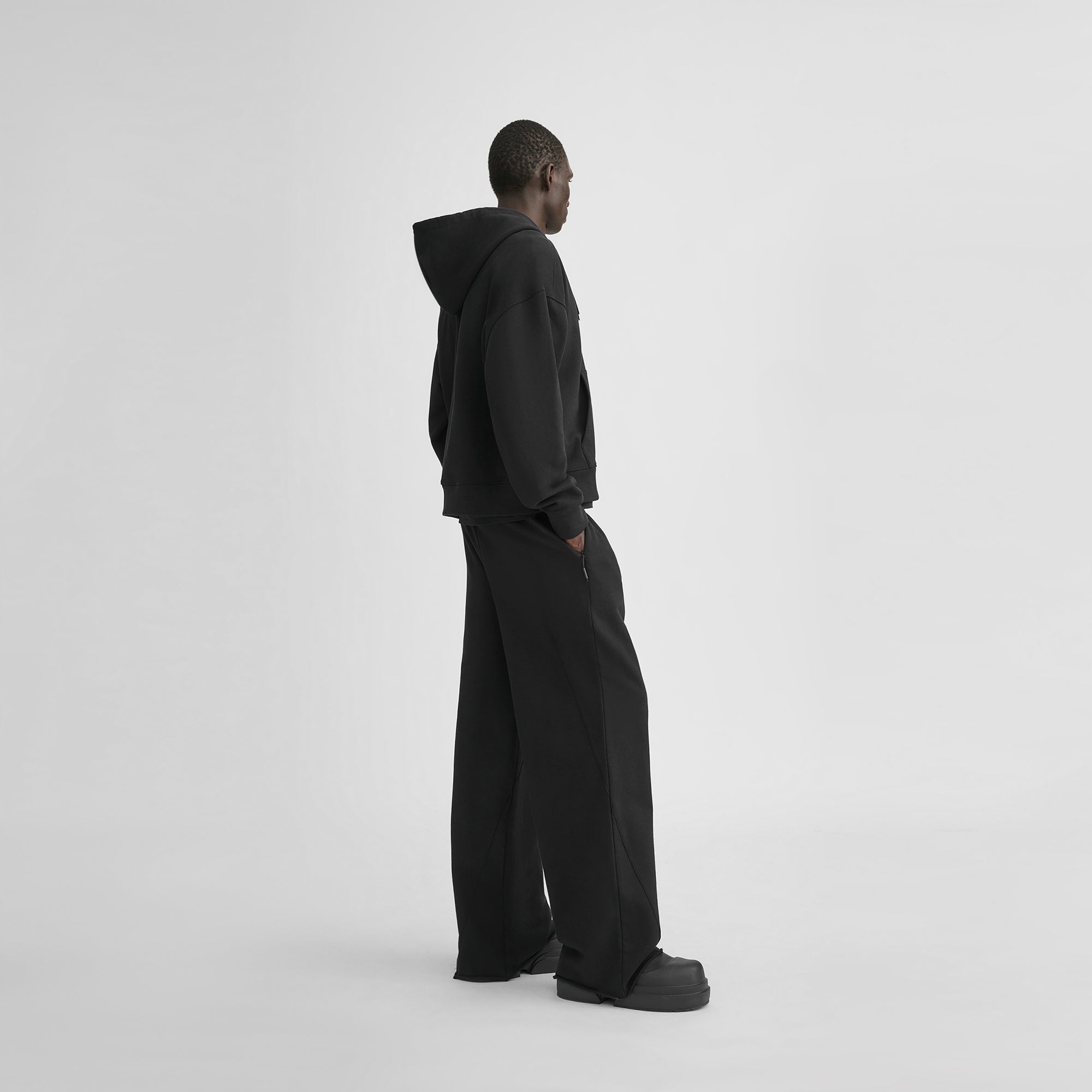 HE, product: UNIFORM ZIP HOODIE (Fig. 3)