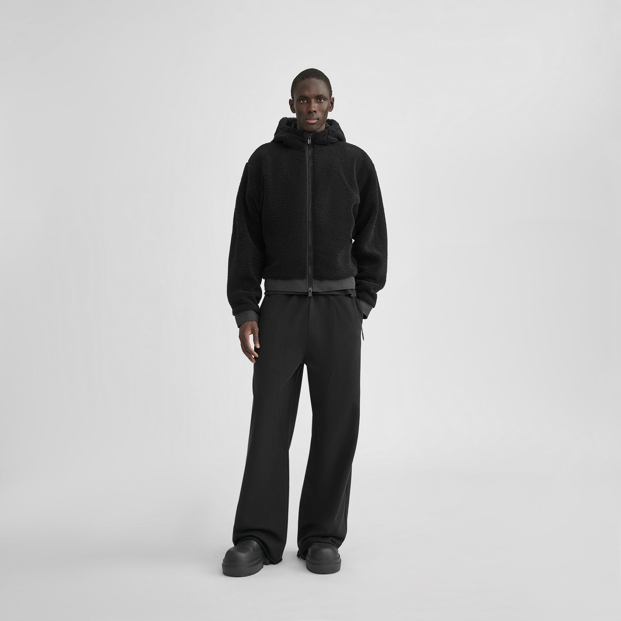 HE, product: UNIFORM FLEECE JACKET (Fig. 2)