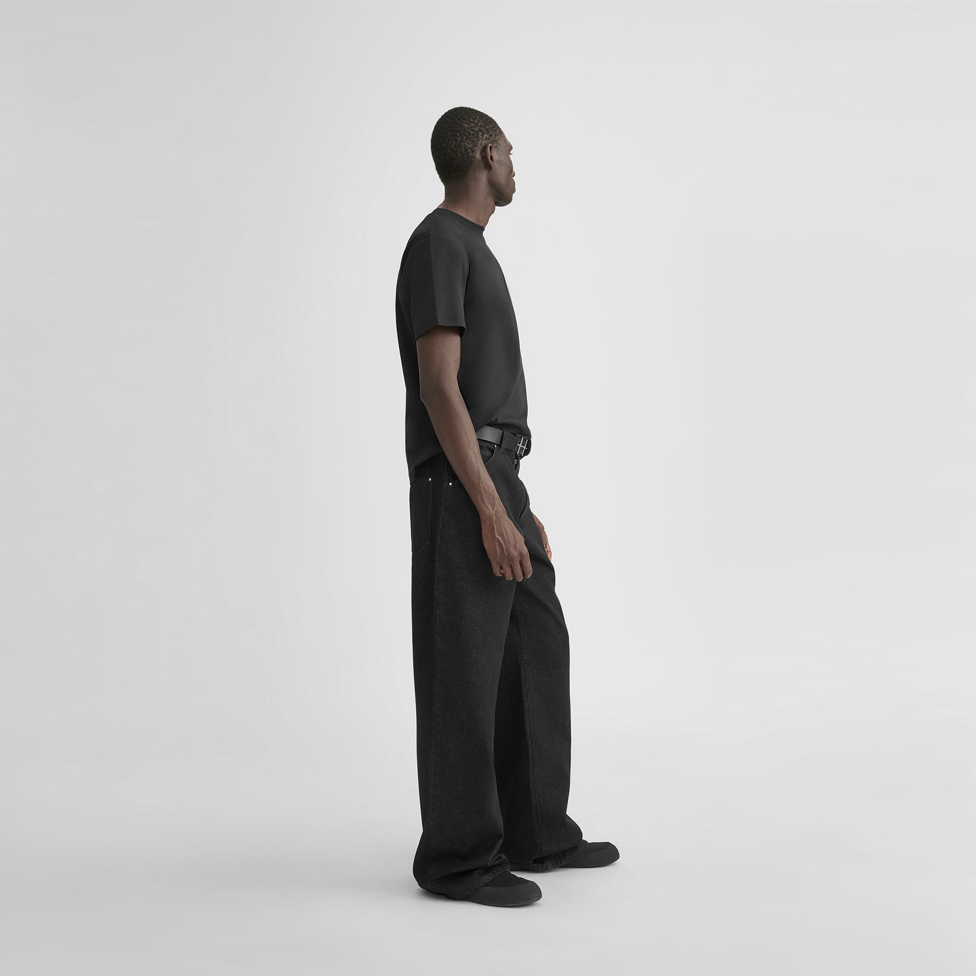 HE, product: UNIFORM DENIM (Fig. 3)