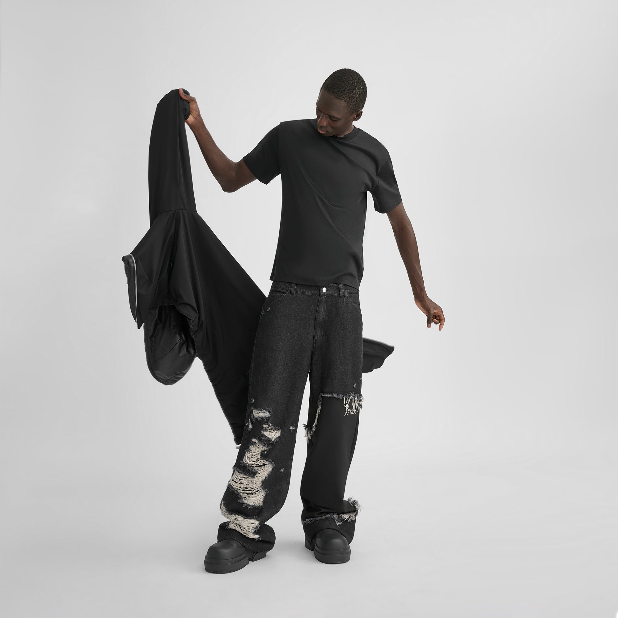 HE, product: PARALLAX LEATHER JACKET (Fig. 5)