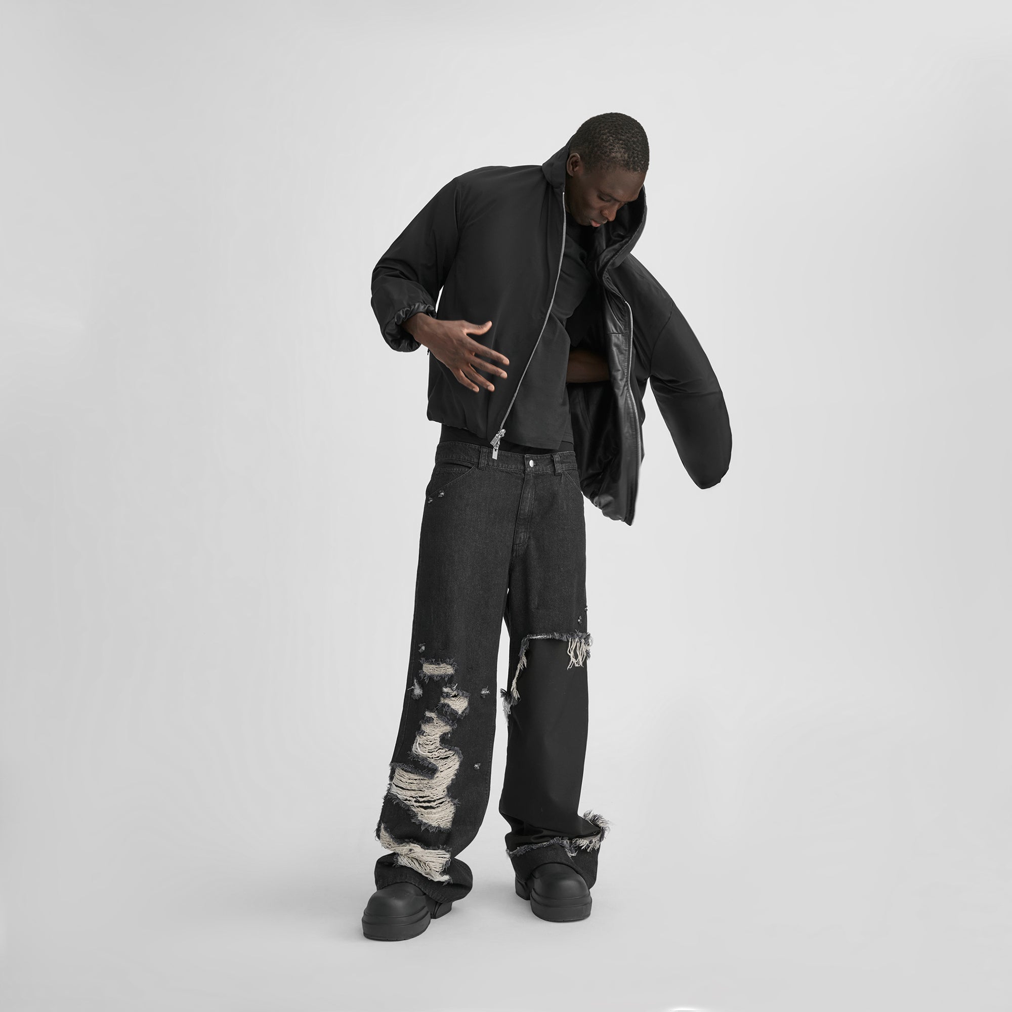 HE, product: PARALLAX LEATHER JACKET (Fig. 6)