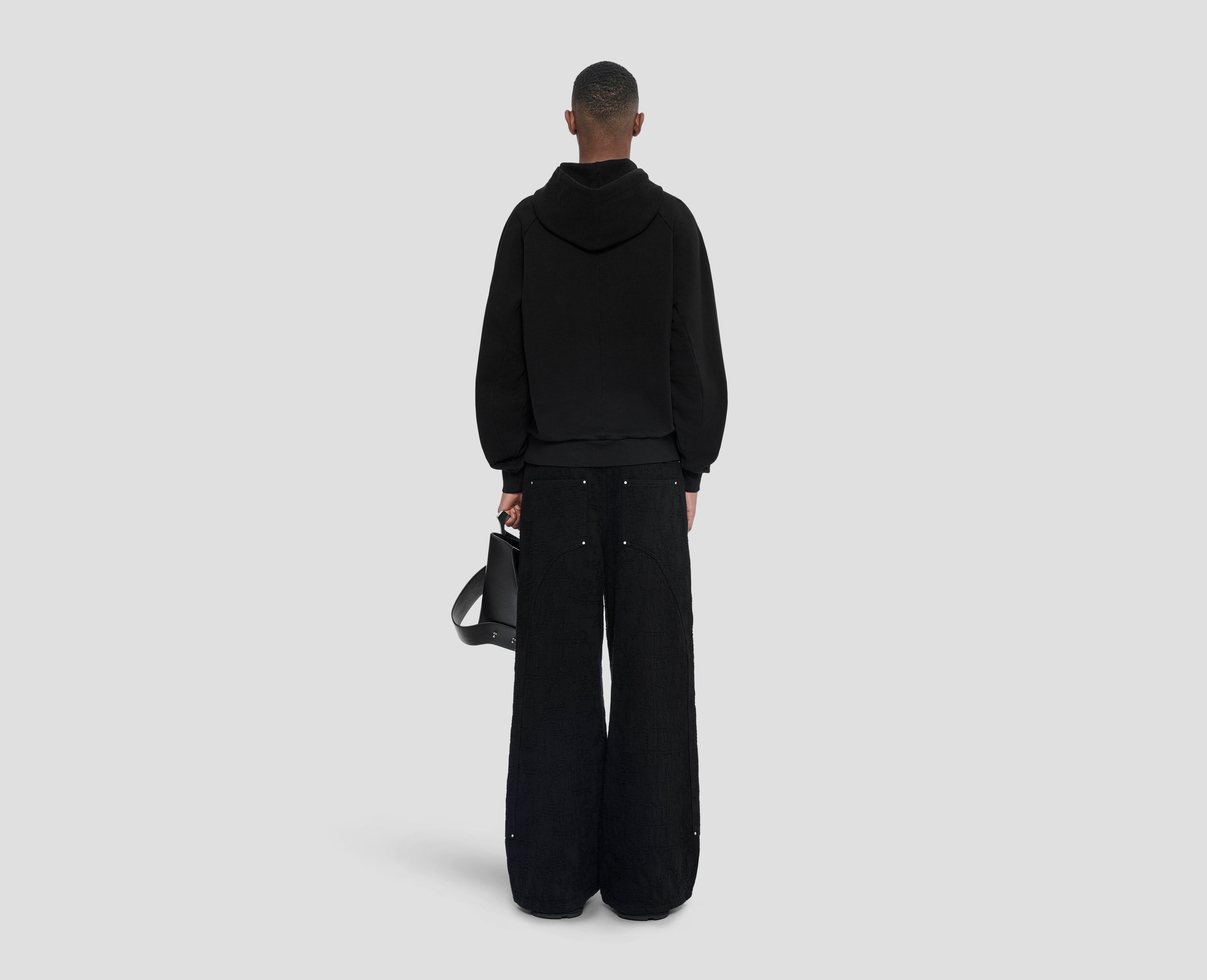 HE, product: PRINT HOODIE (Fig. 4)
