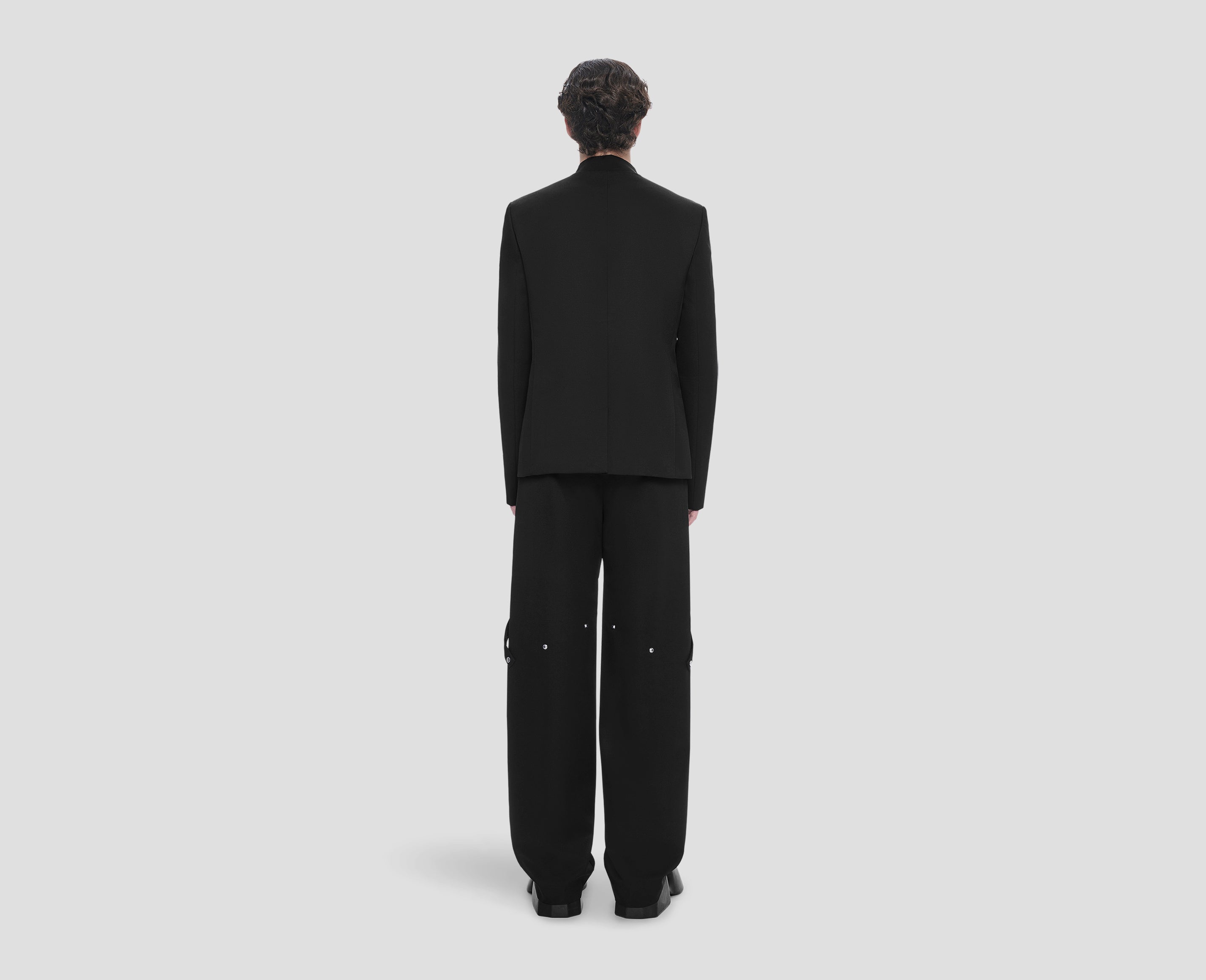 HE, product: ROBUR TAILORED TROUSERS (Fig. 4)