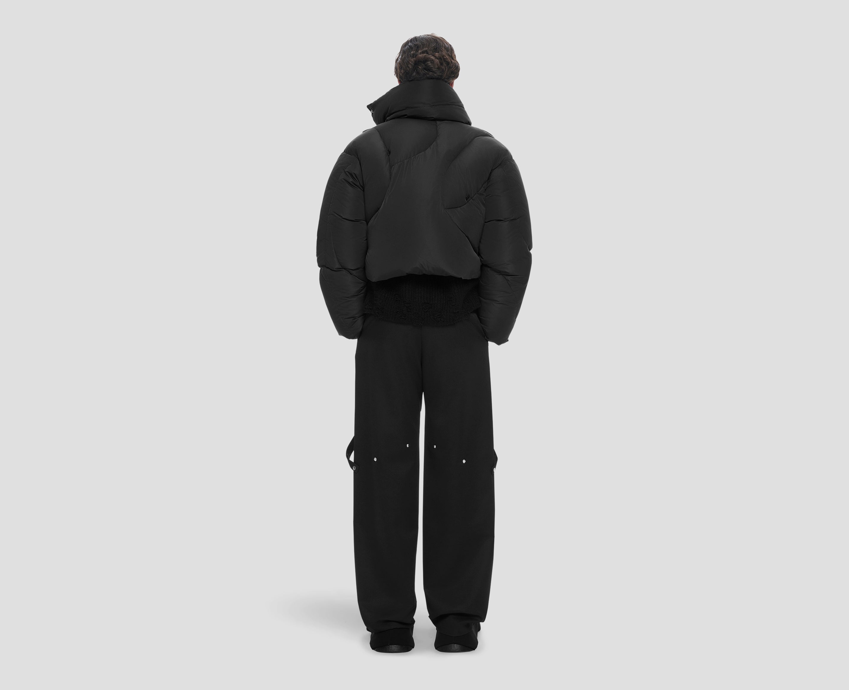HE, product: CONNECTIVE DOWN JACKET (Fig. 5)