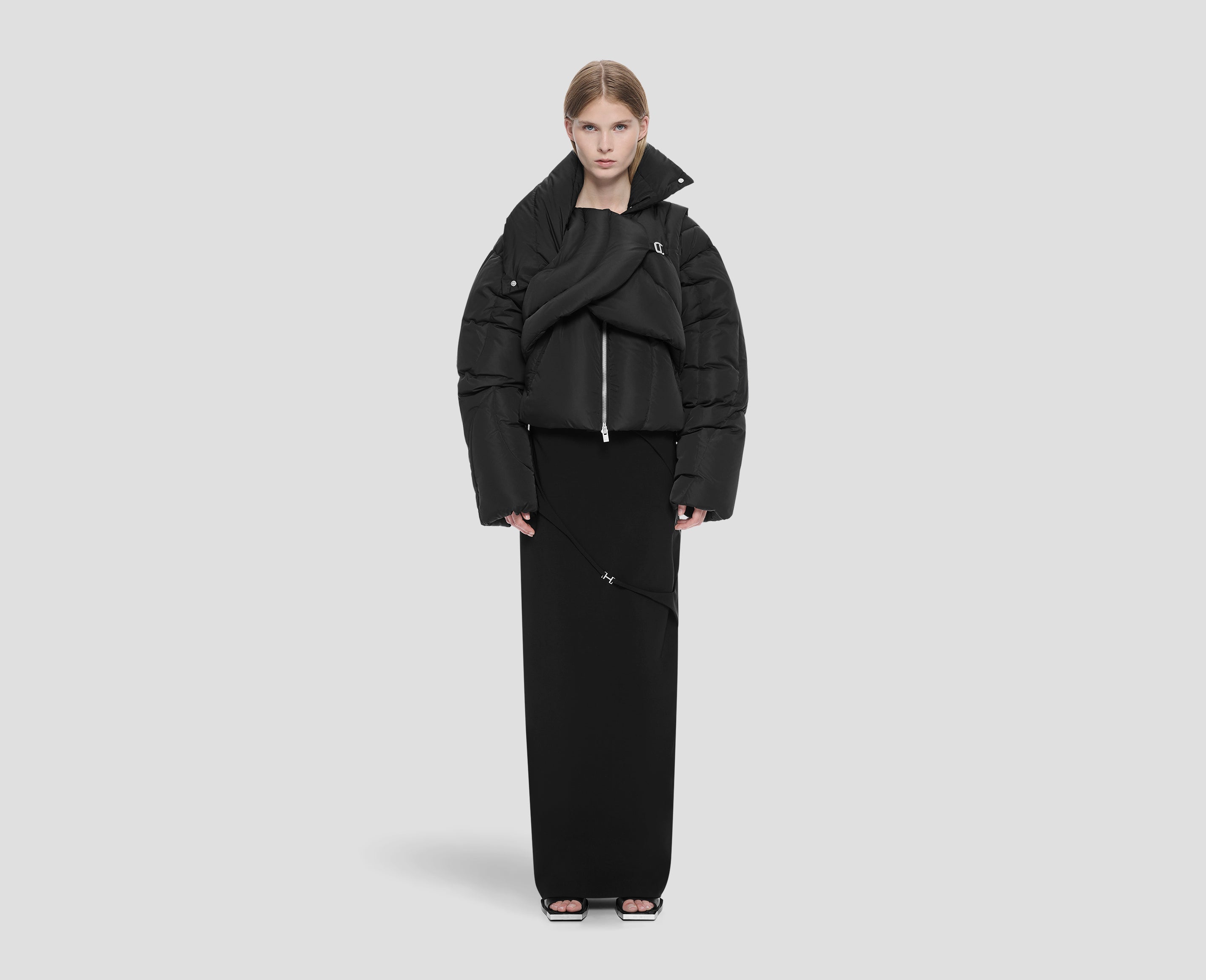 HE, product: CONNECTIVE DOWN JACKET (Fig. 3)