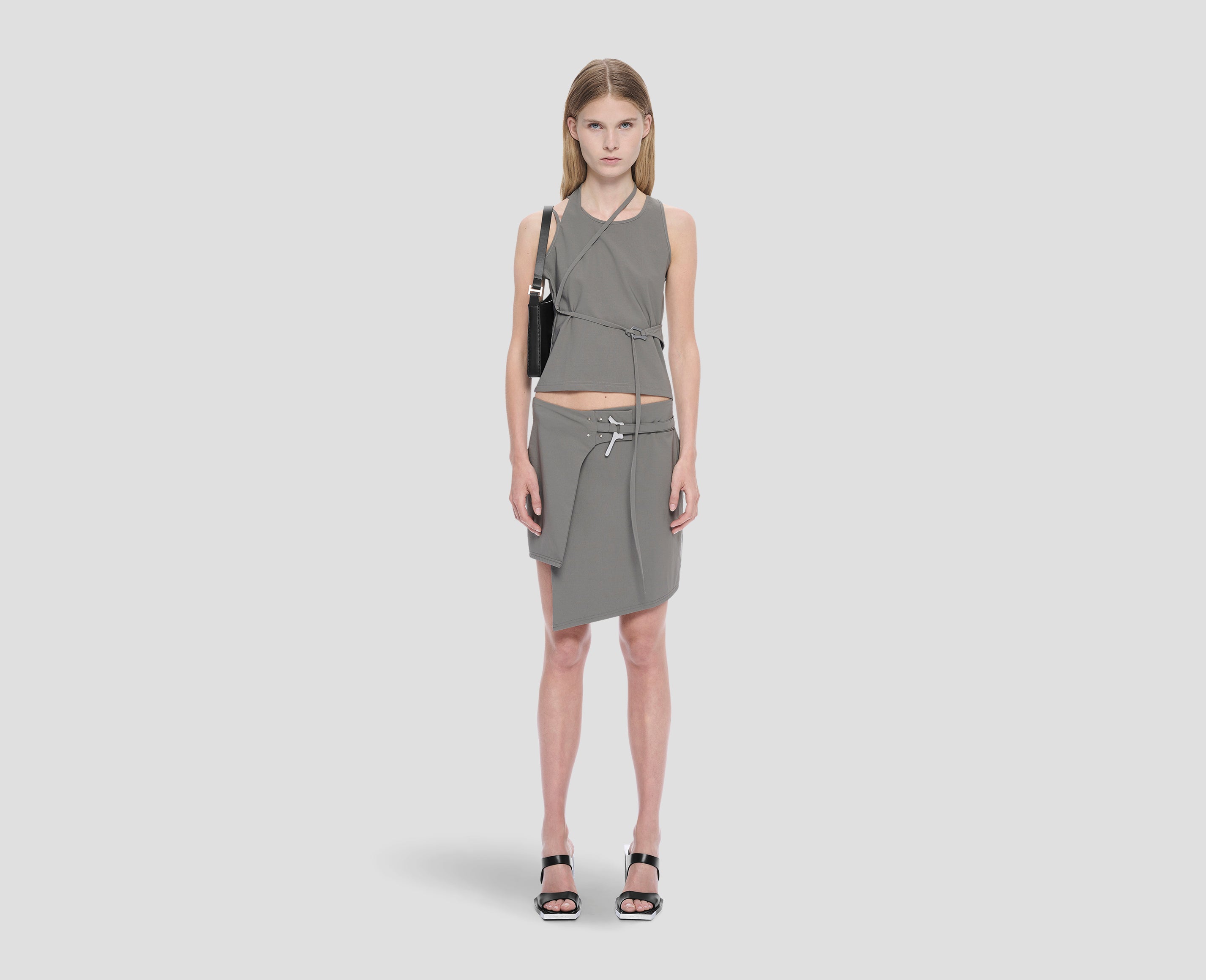 HE, product: CALICHE TECHNICAL SKIRT (Fig. 2)
