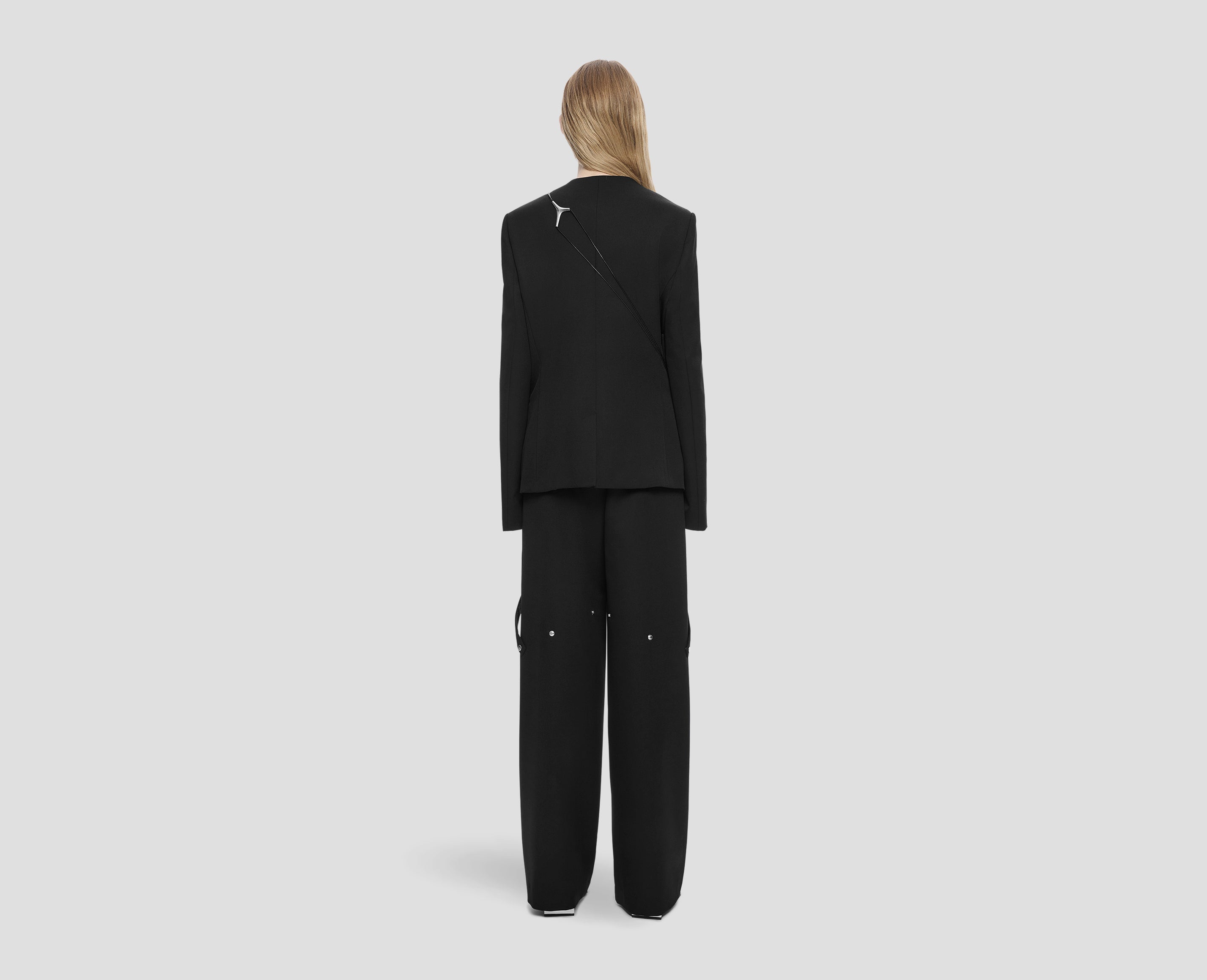 HE, product: ROBUR TAILORED TROUSERS (Fig. 4)