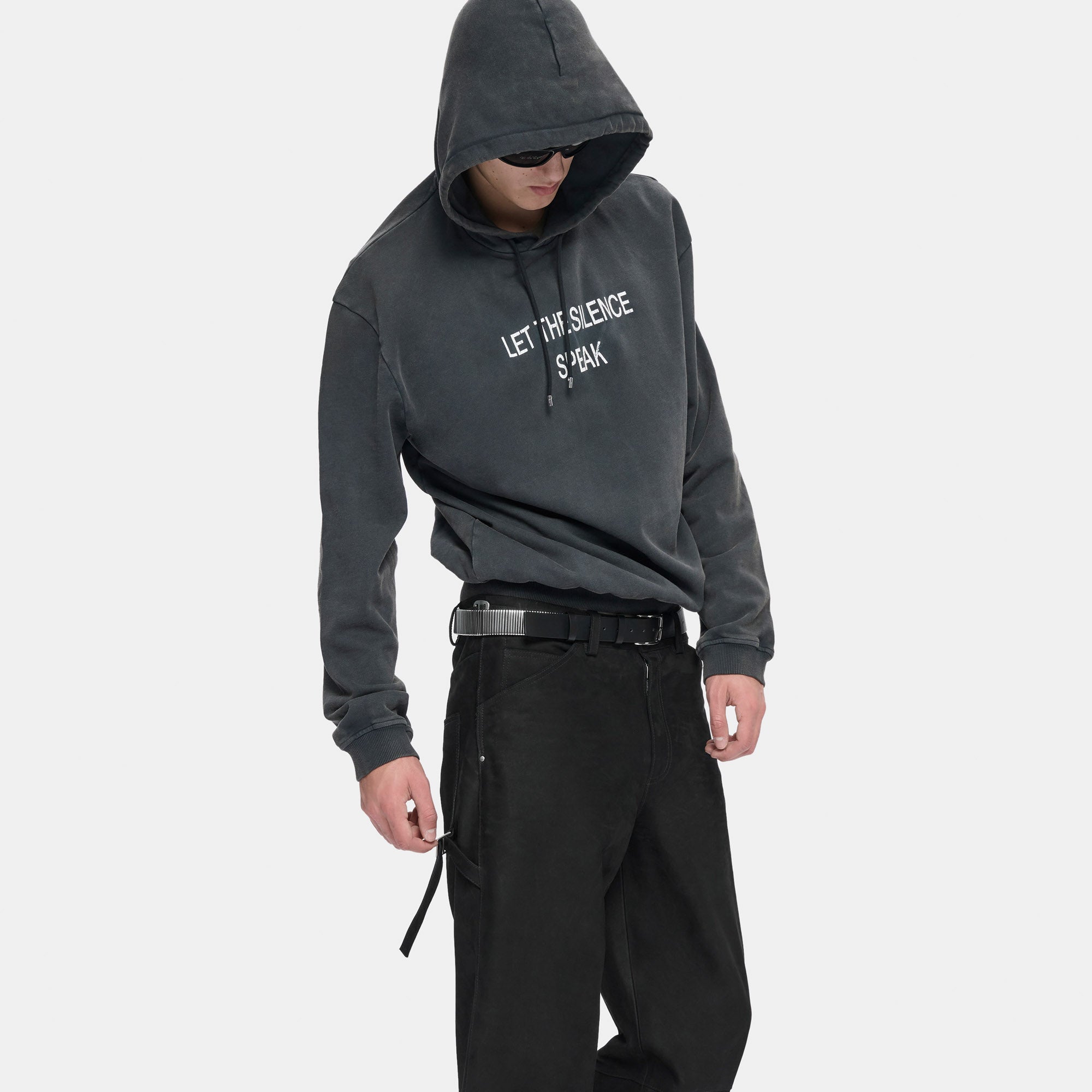HE, product: TACITO HOODIE (Fig. 5)