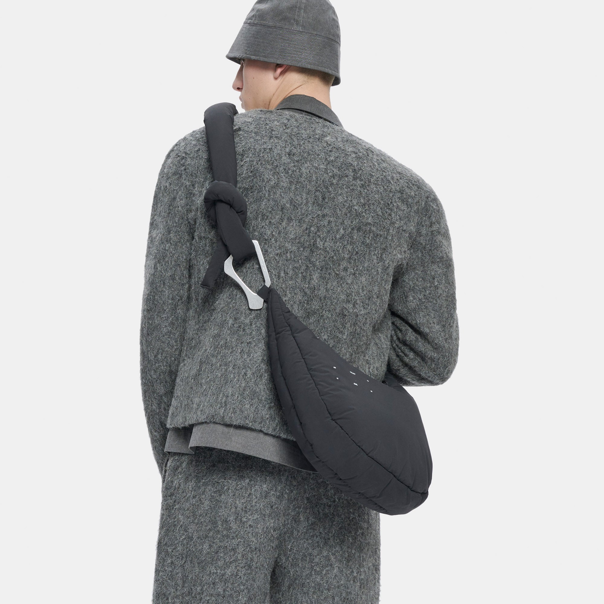 HE, product: HARP WINDBREAKER (Fig. 5)