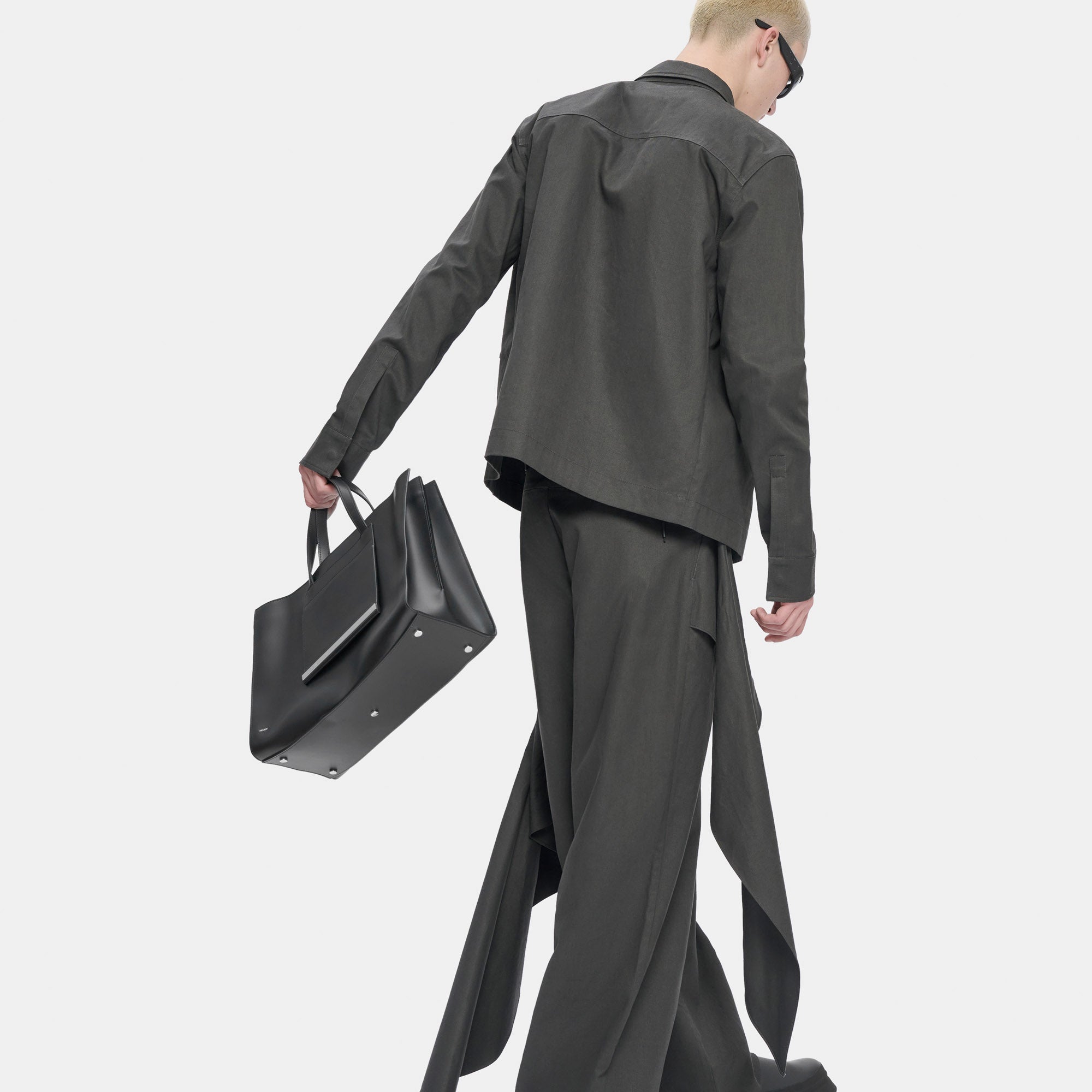 HE, product: OCTAVE SHIRT (Fig. 5)