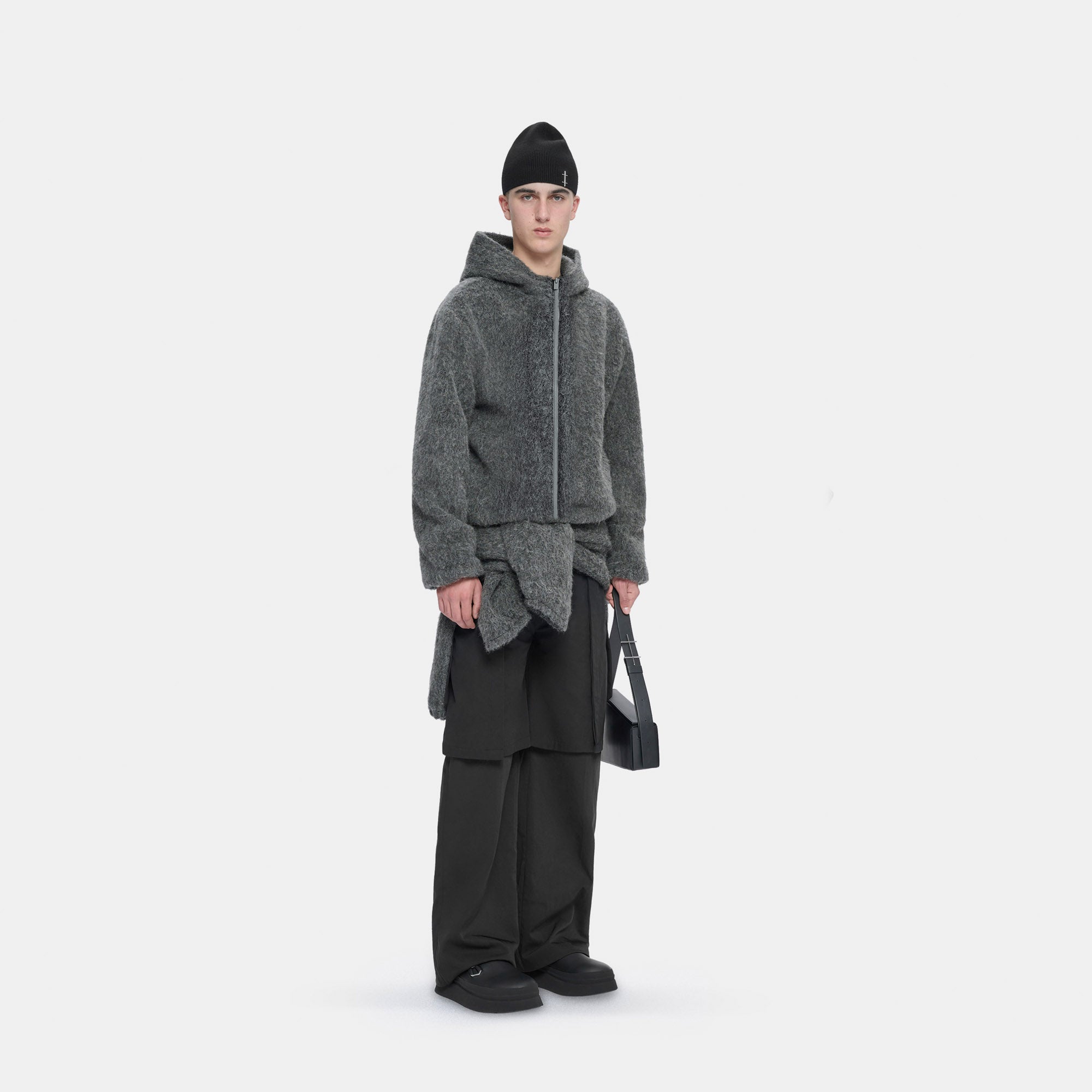 HE, product: HARP WINDBREAKER (Fig. 3)