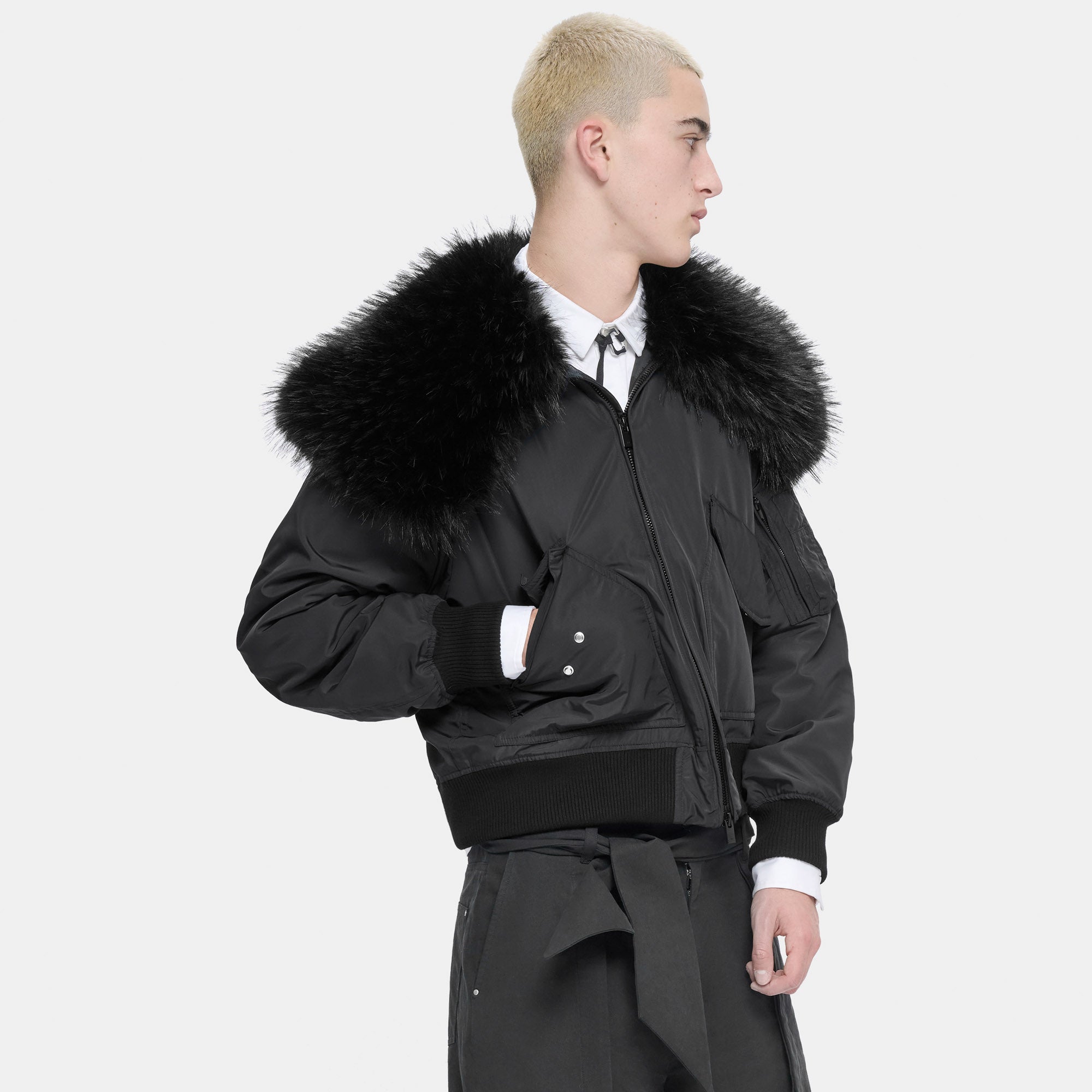 HE, product: SIBILANT BOMBER (Fig. 5)