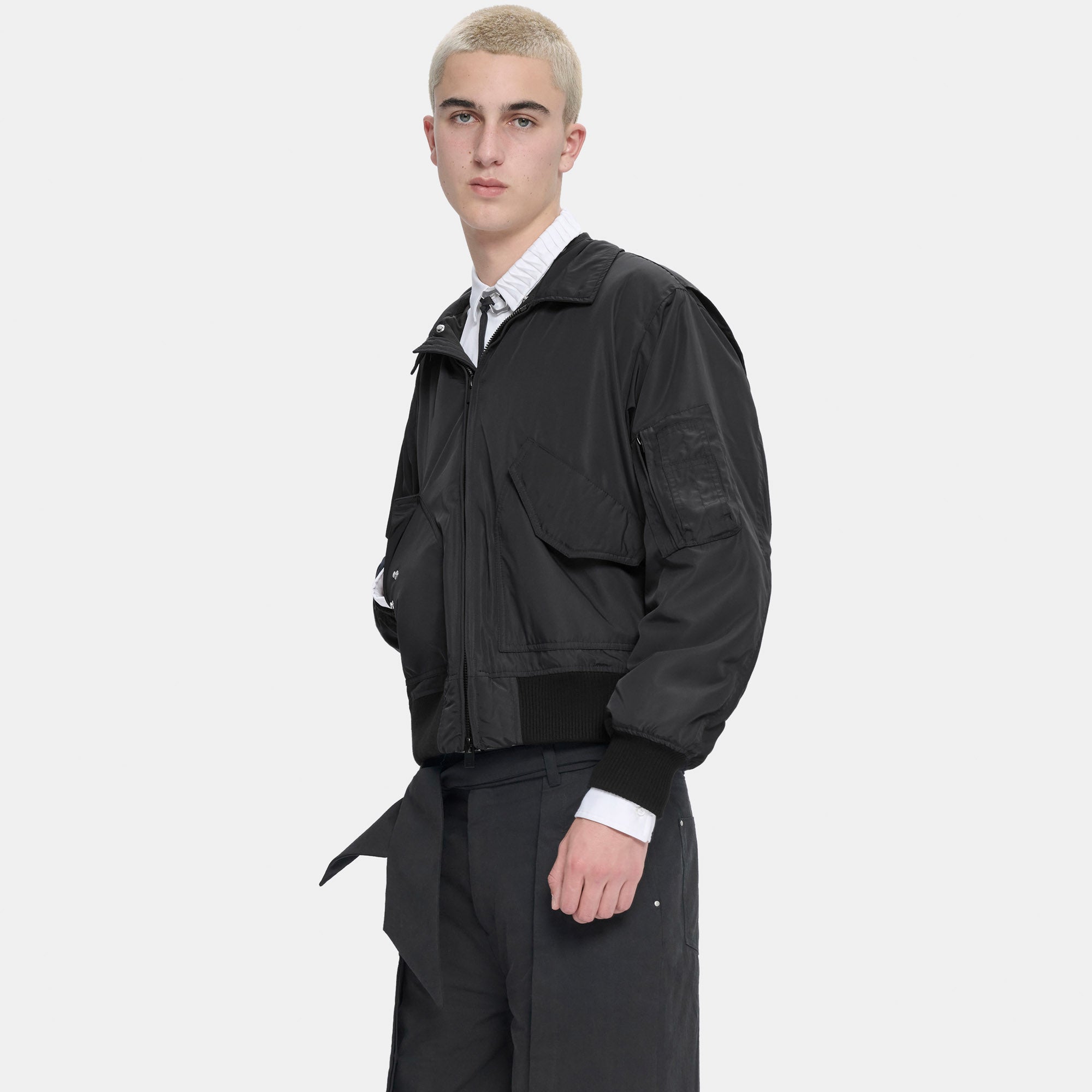 HE, product: SIBILANT BOMBER (Fig. 6)