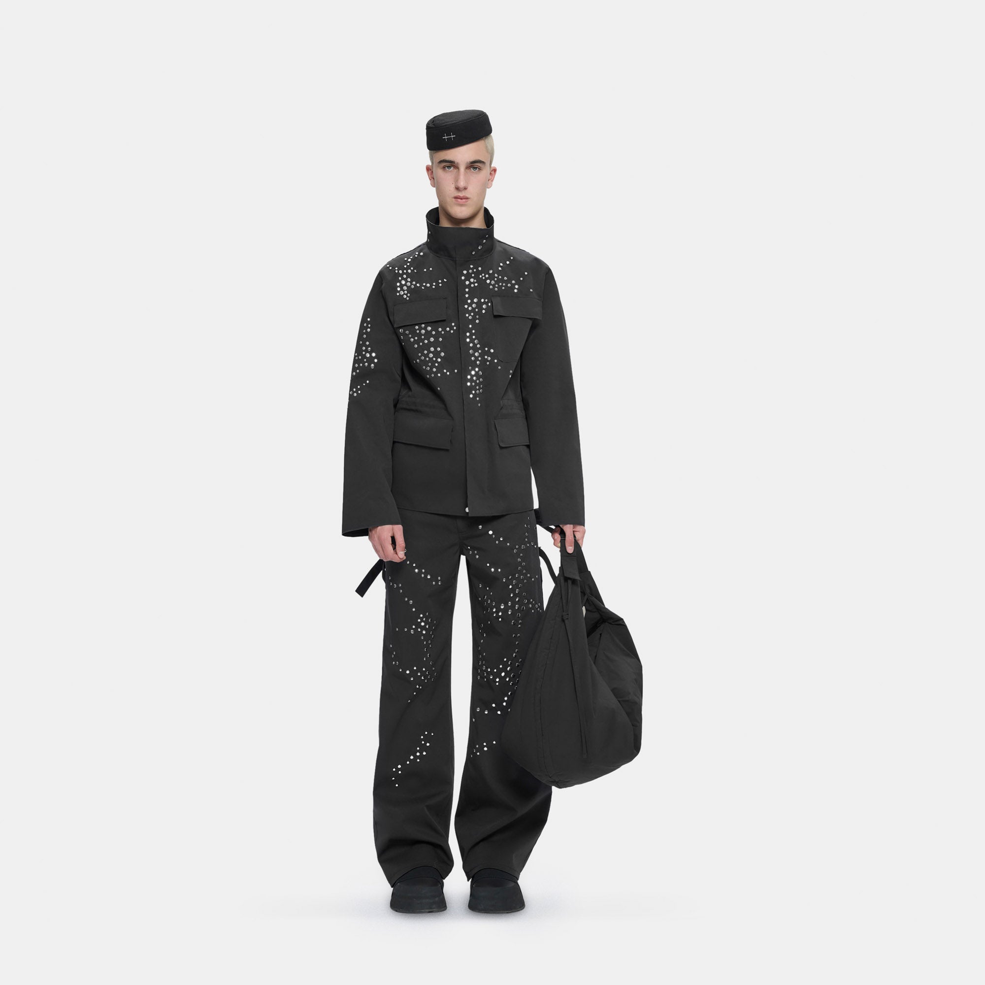 HE, product: CELESTA TROUSERS (Fig. 2)