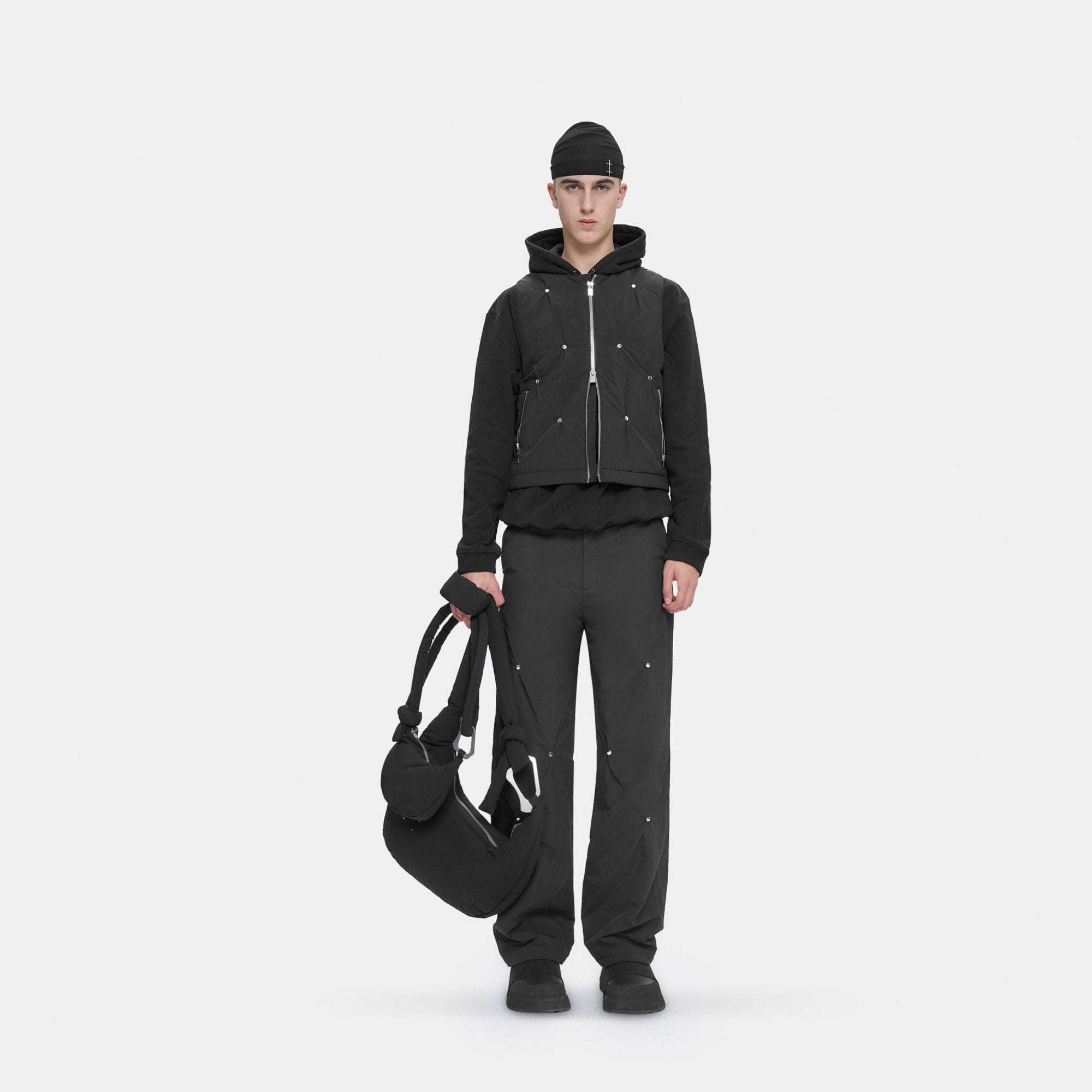 HE, product: VOX VEST (Fig. 2)