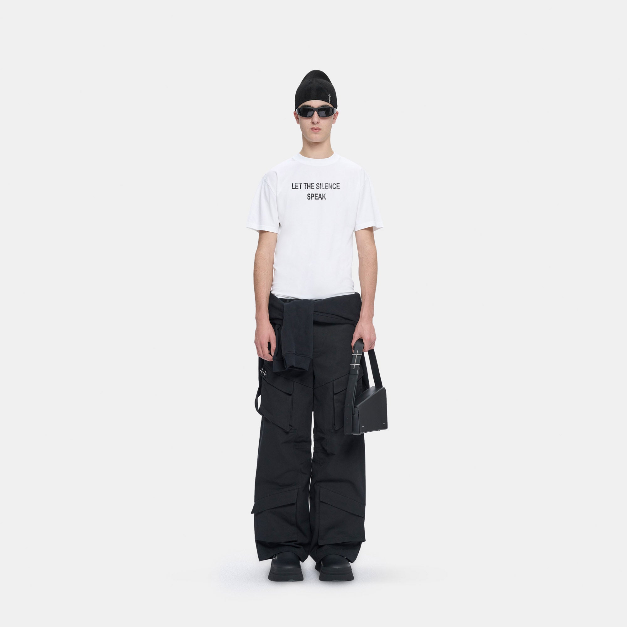 HE, product: TACITO T-SHIRT WHITE (Fig. 2)